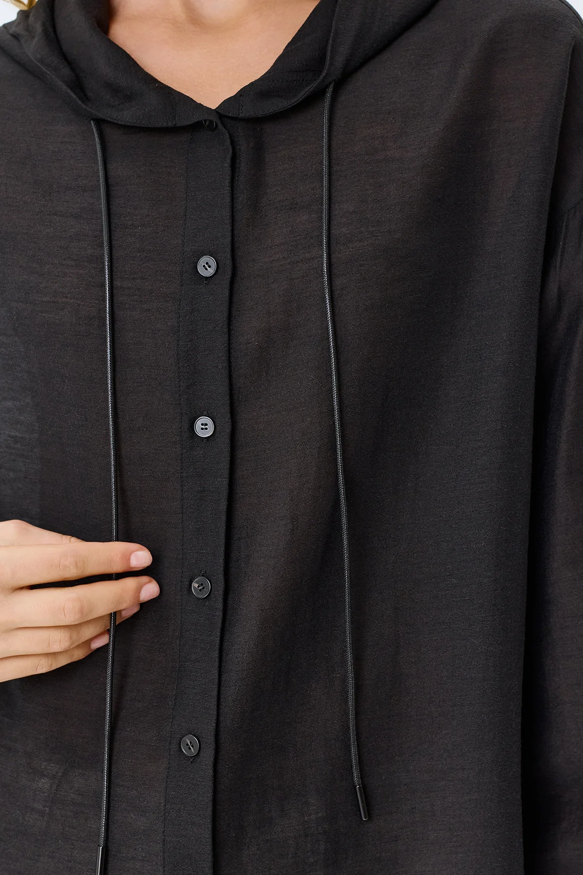 Блузка из тенселя с капюшоном, 46