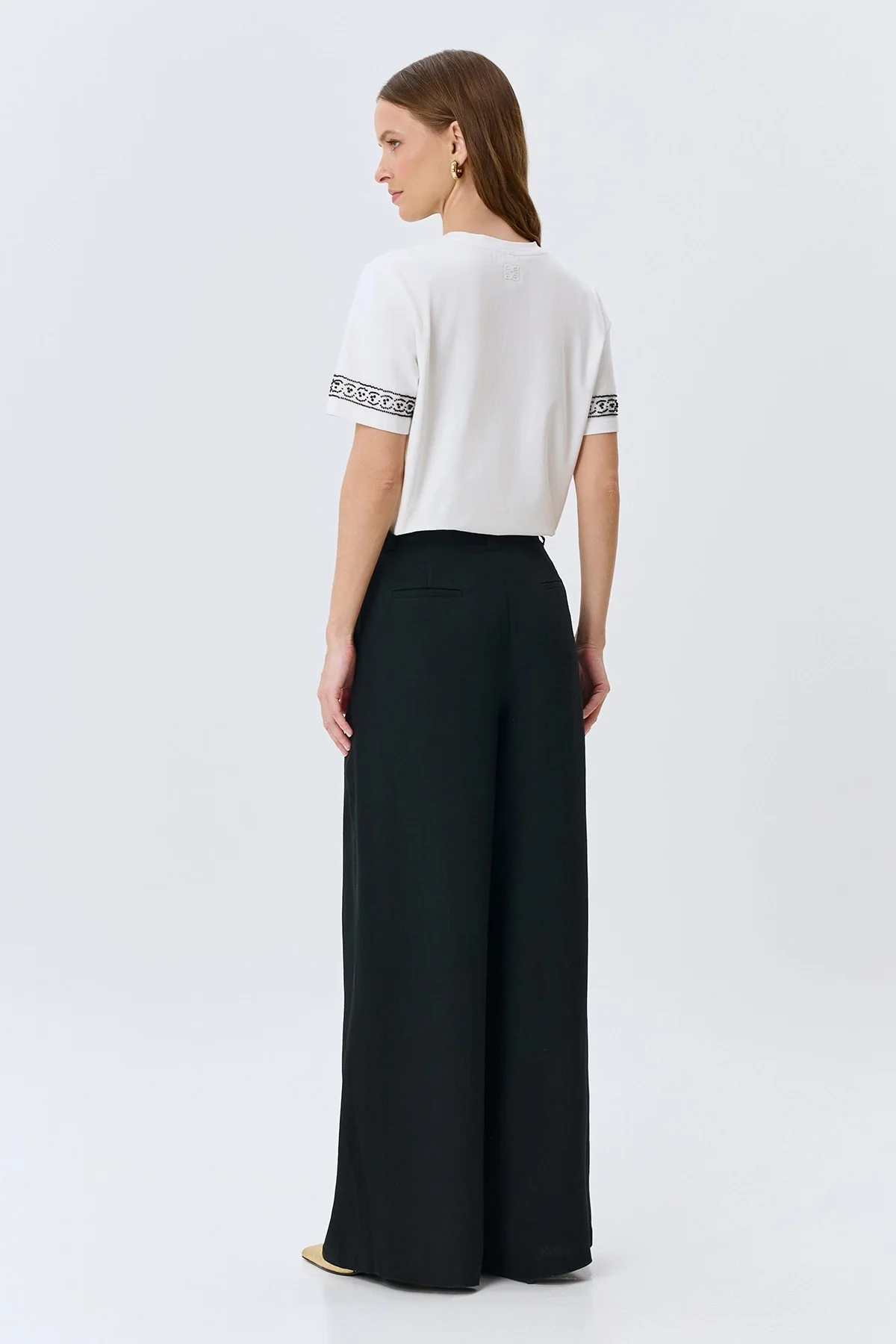 Брюки с кокеткой и складками, 38