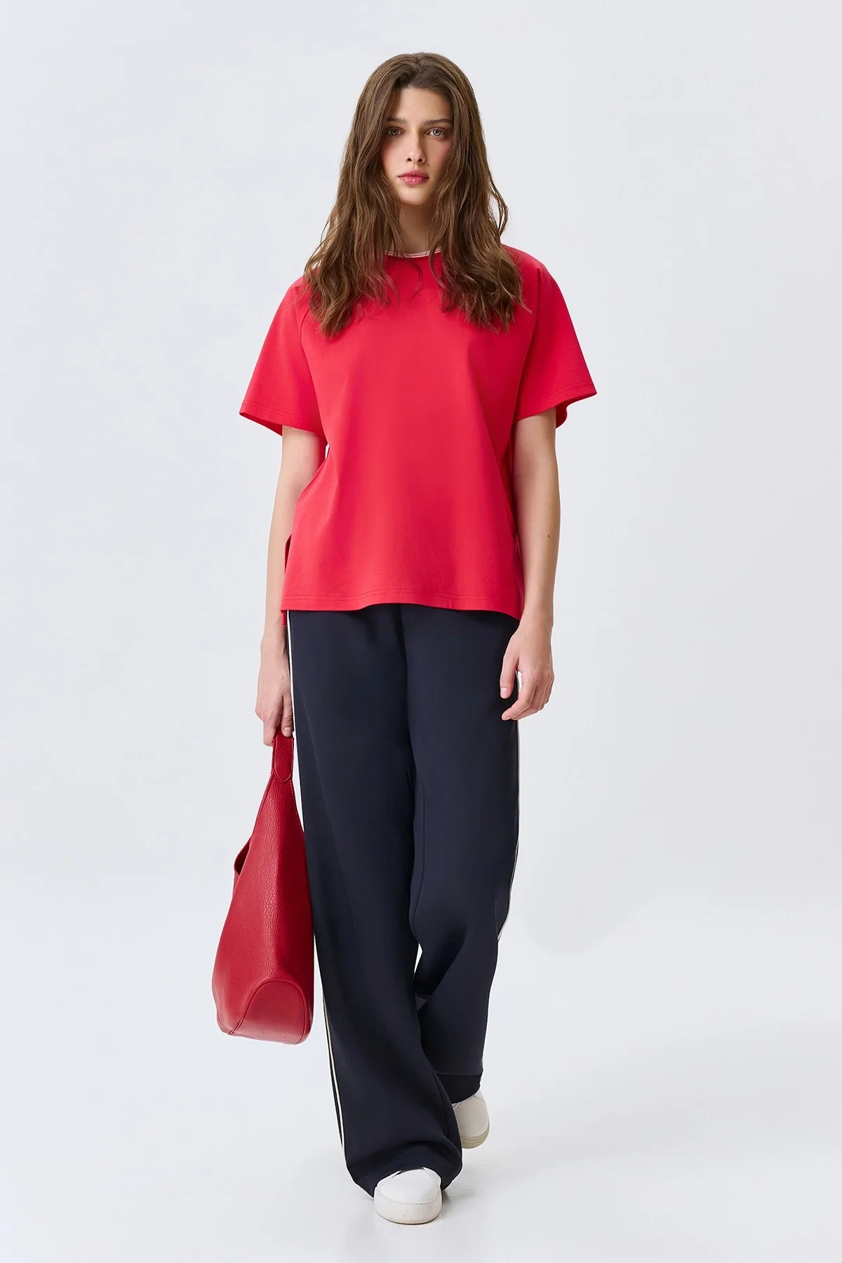 Яркая футболка из 100% хлопка, 46