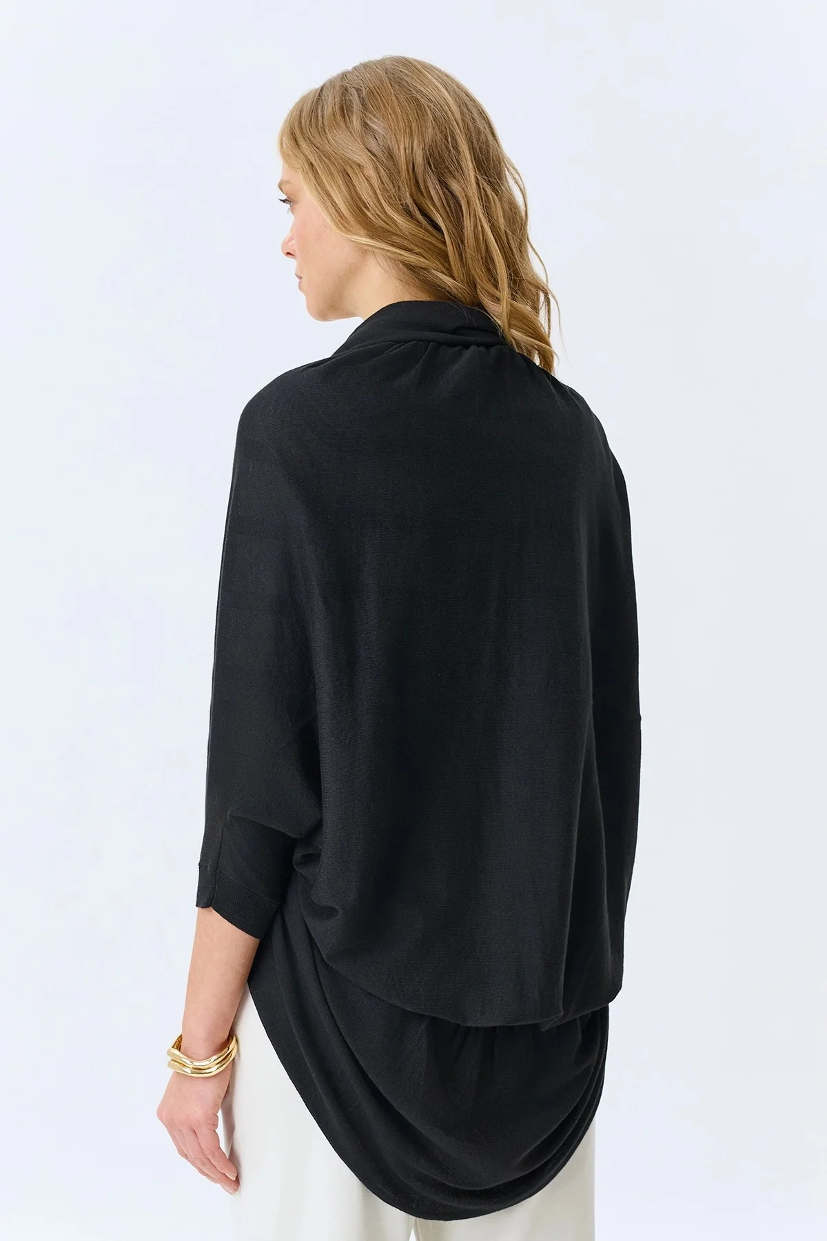 Вязаный кардиган-болеро, 38