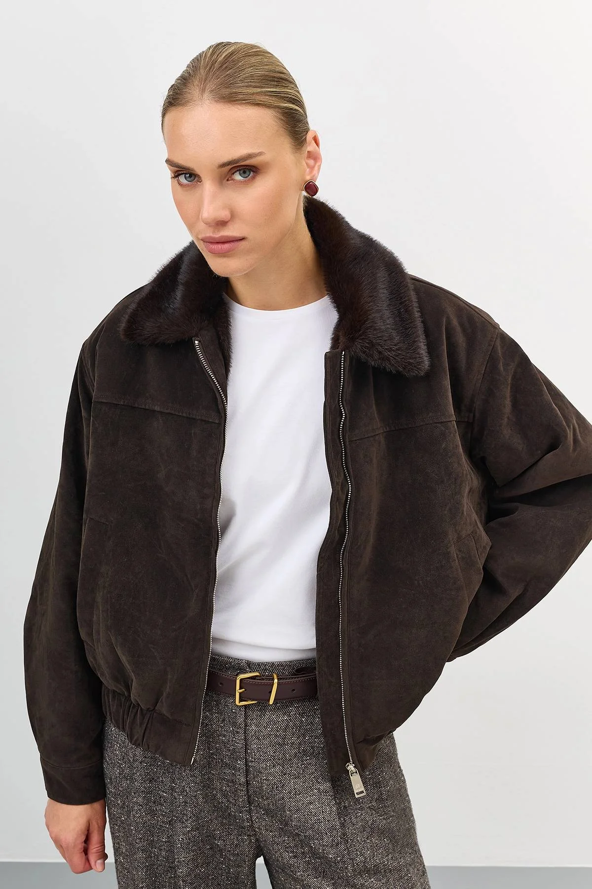 Лимитированая серия темно-коричневая куртка и палантин, 46