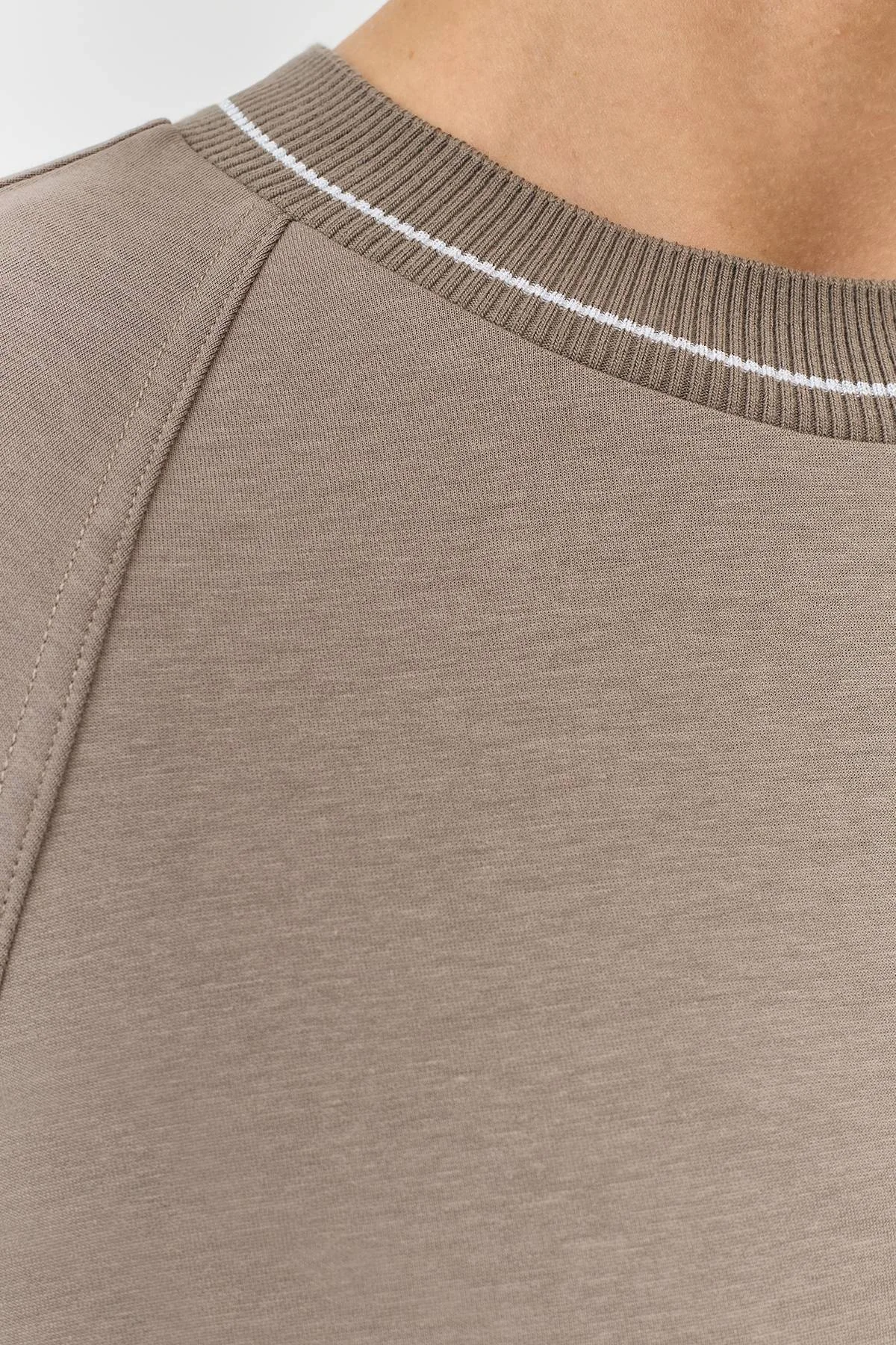 Лимитированная серия джемпер из хлопкового джерси с палантином, 46