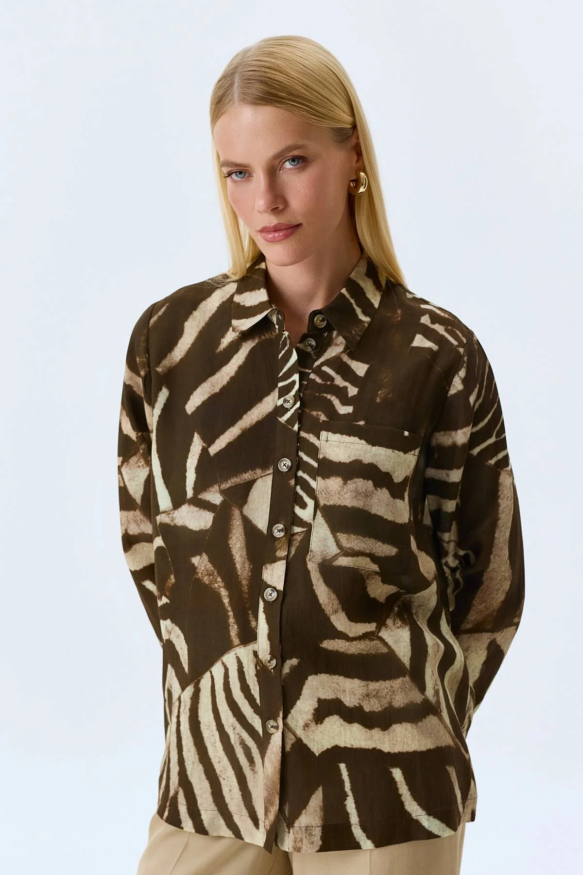 Блузка из тенселя в стиле "Сафари", 44