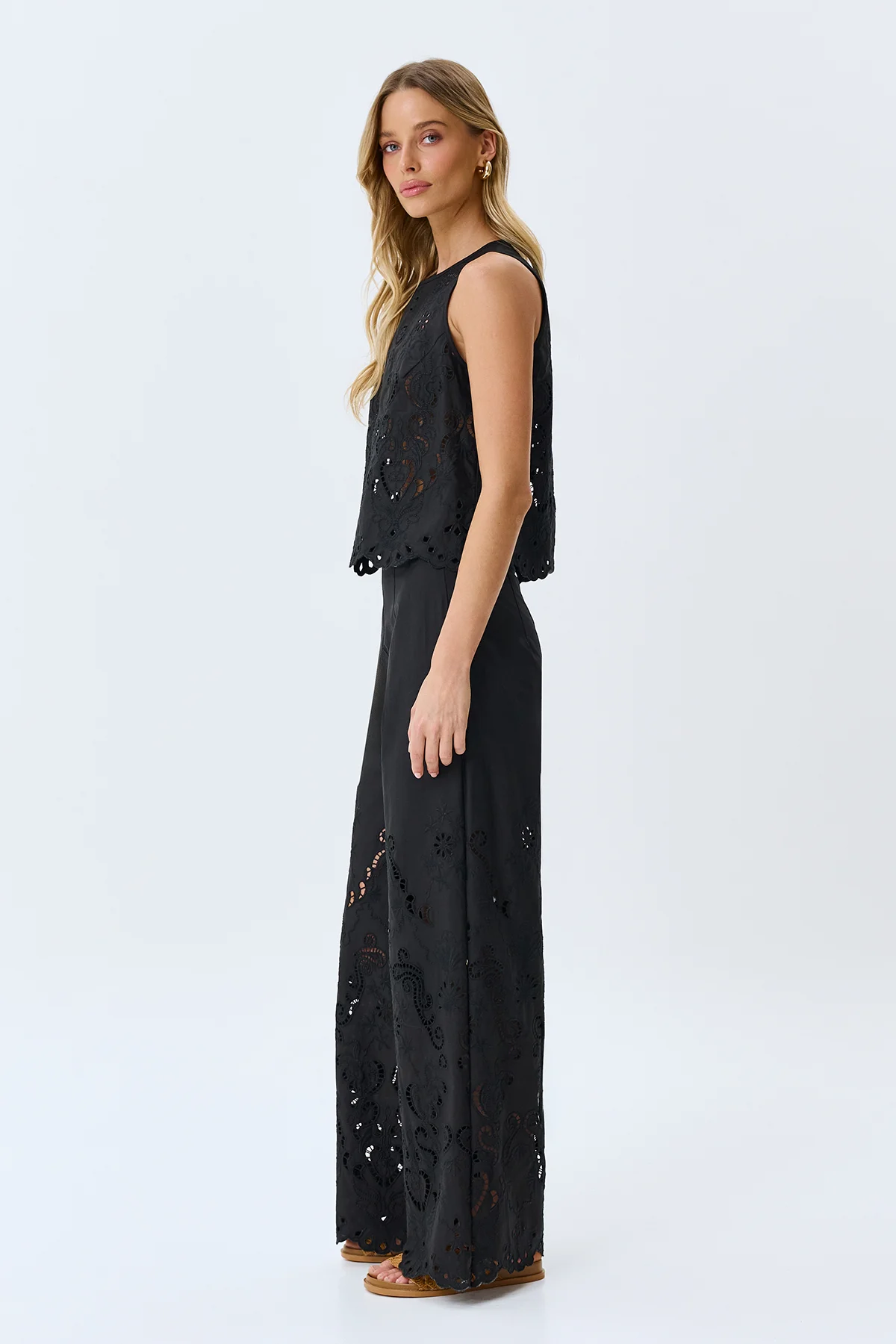 Ажурные брюки с купонной вышивкой, 44