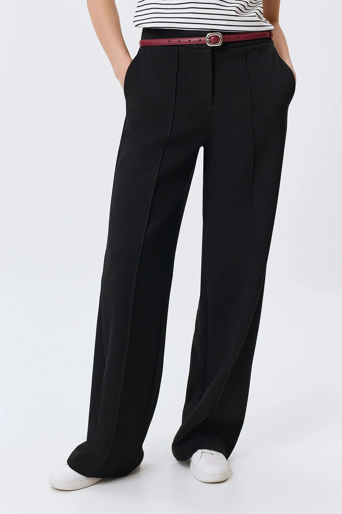 Трикотажные брюки со стрелками, 46