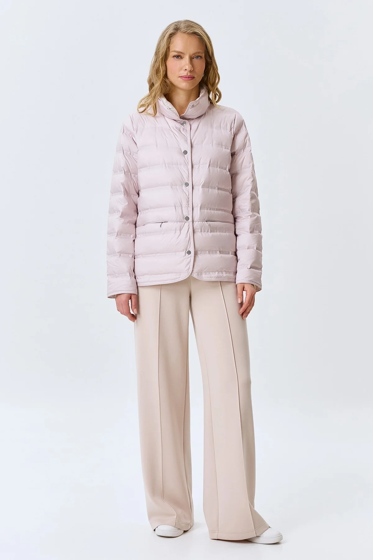 Легкая куртка на натуральном утеплителе, 36