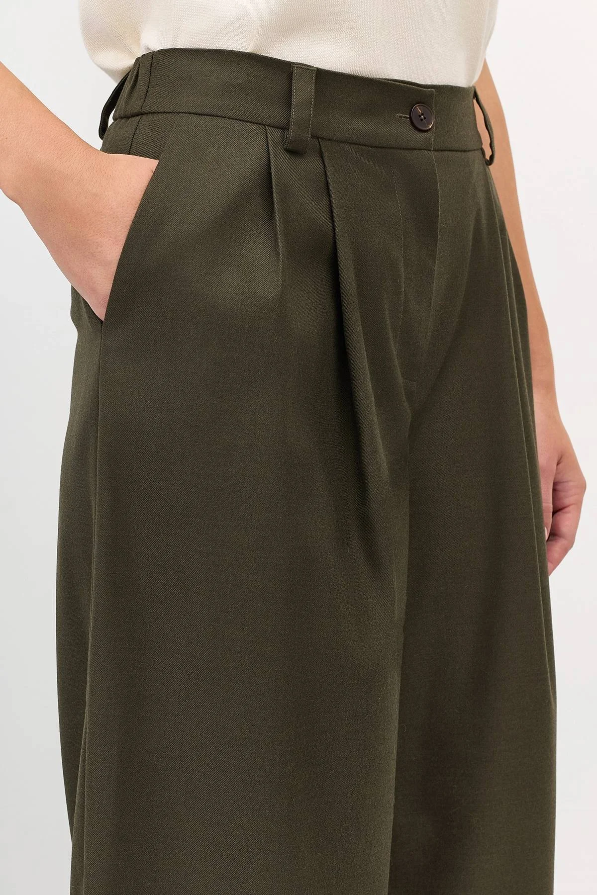 Лимитированная серия брюки палаццо из смесовой вискозы и ремень, 50