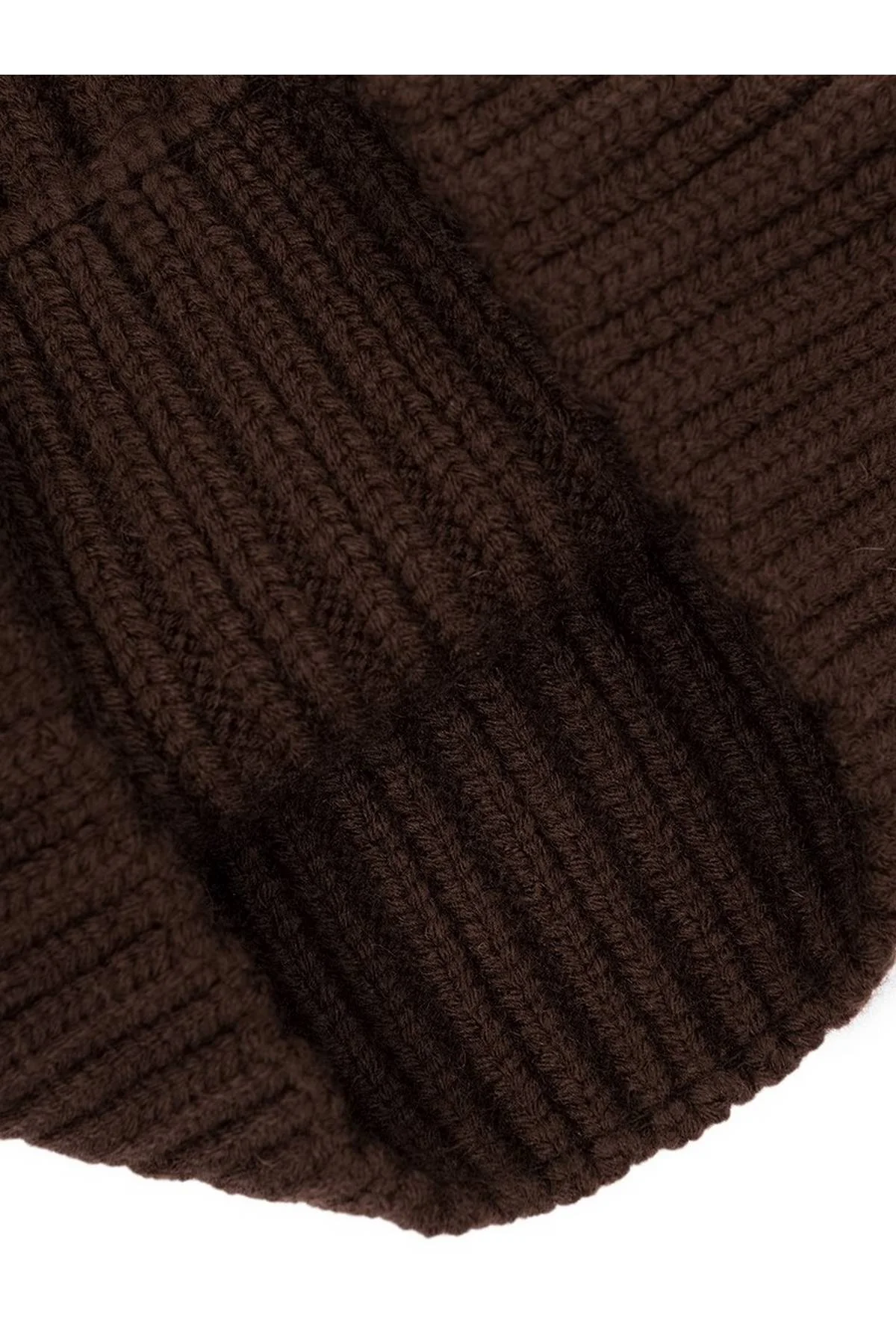 Шапка темно-коричневая, One