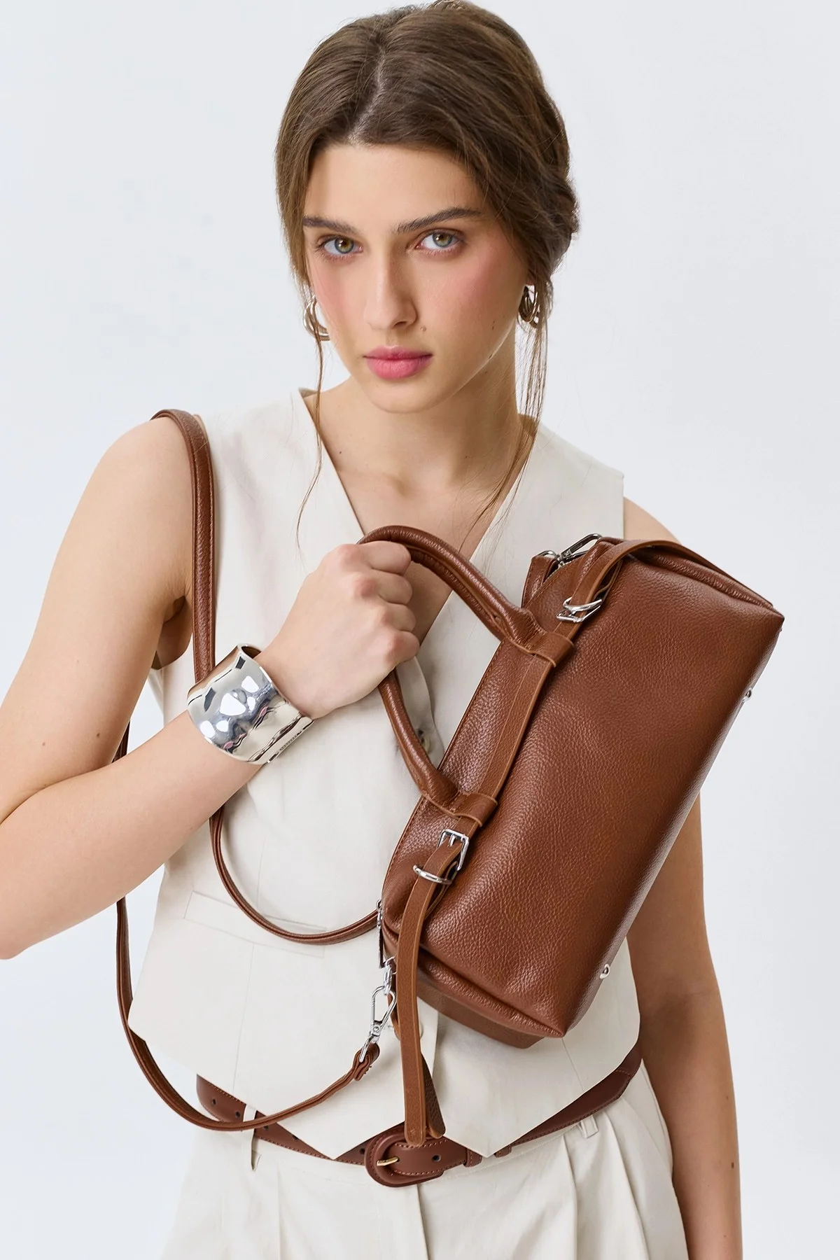 Сумка-багет с декоративными ремешками, One