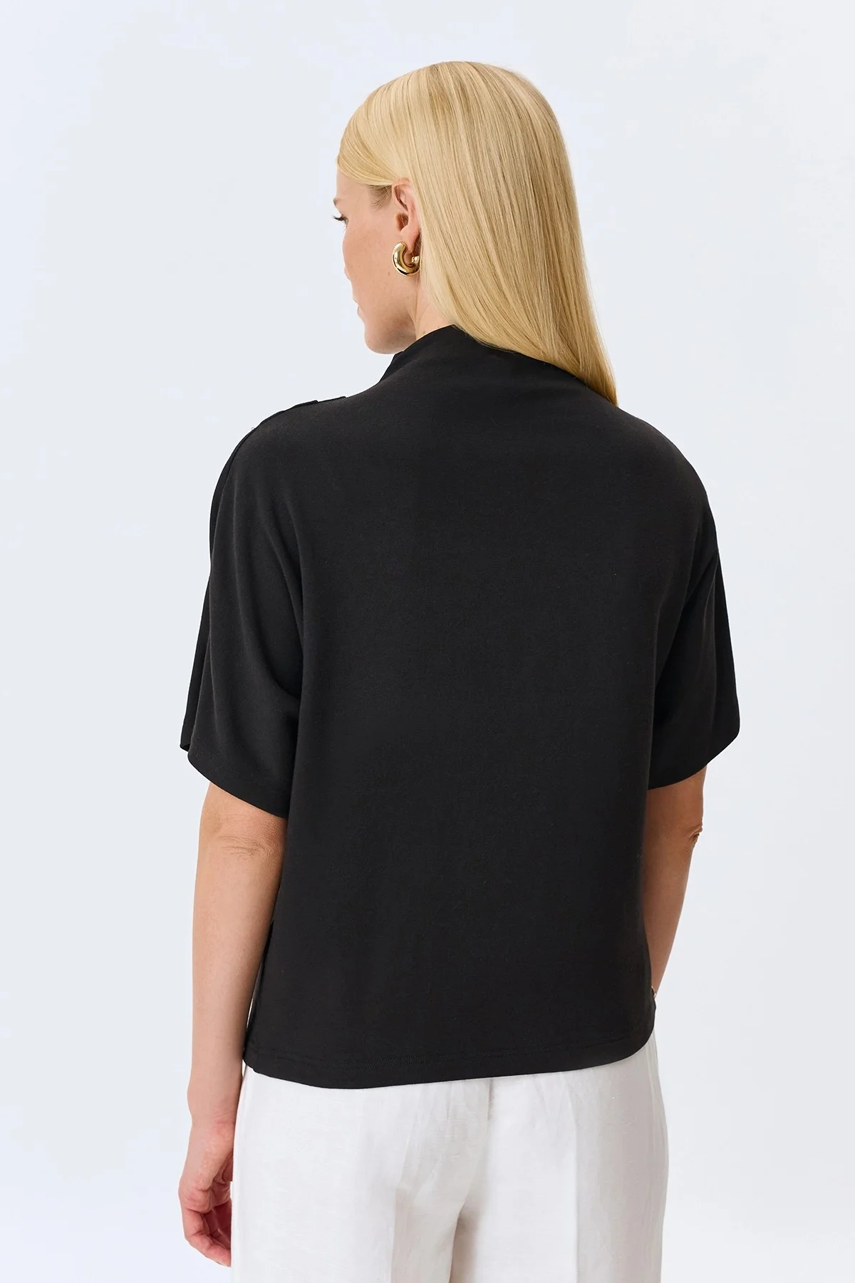 Джемпер с акцентными складками, 44