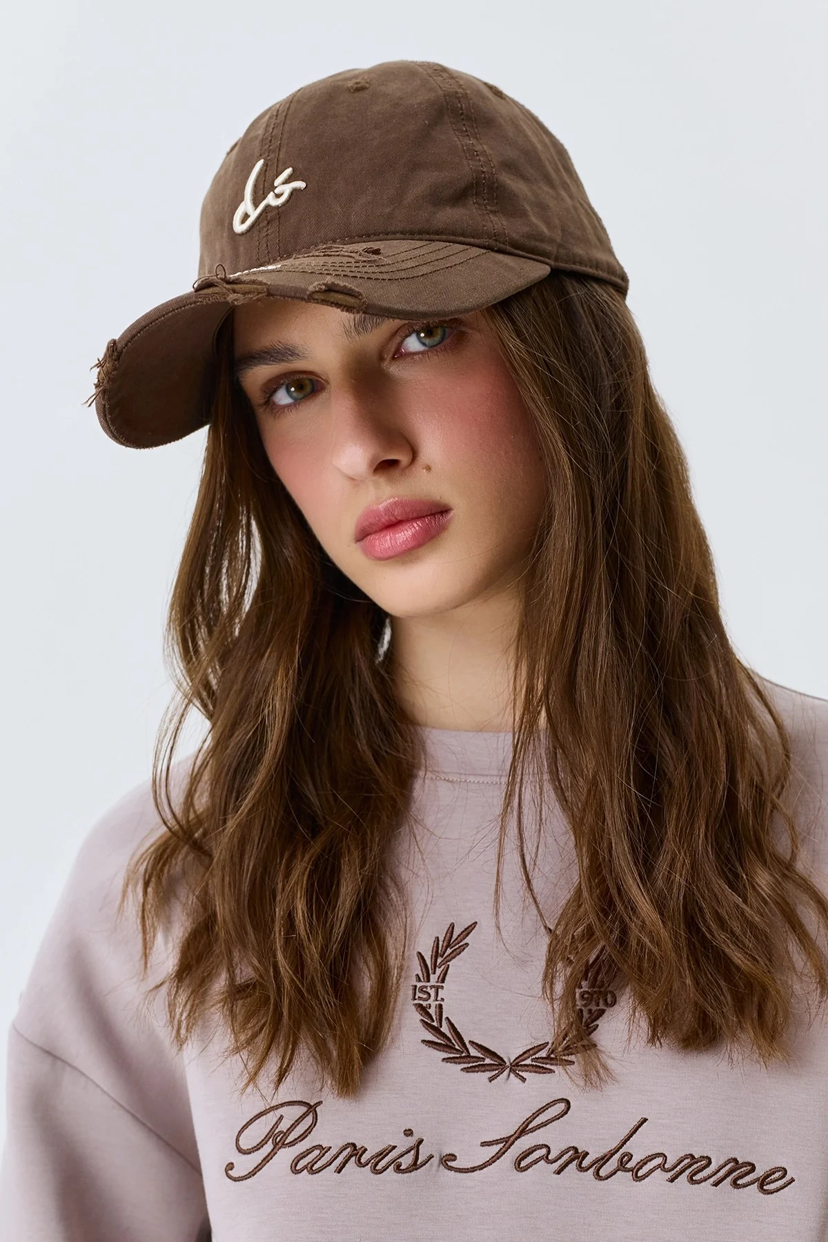 Кепка с объемной вышивкой, One