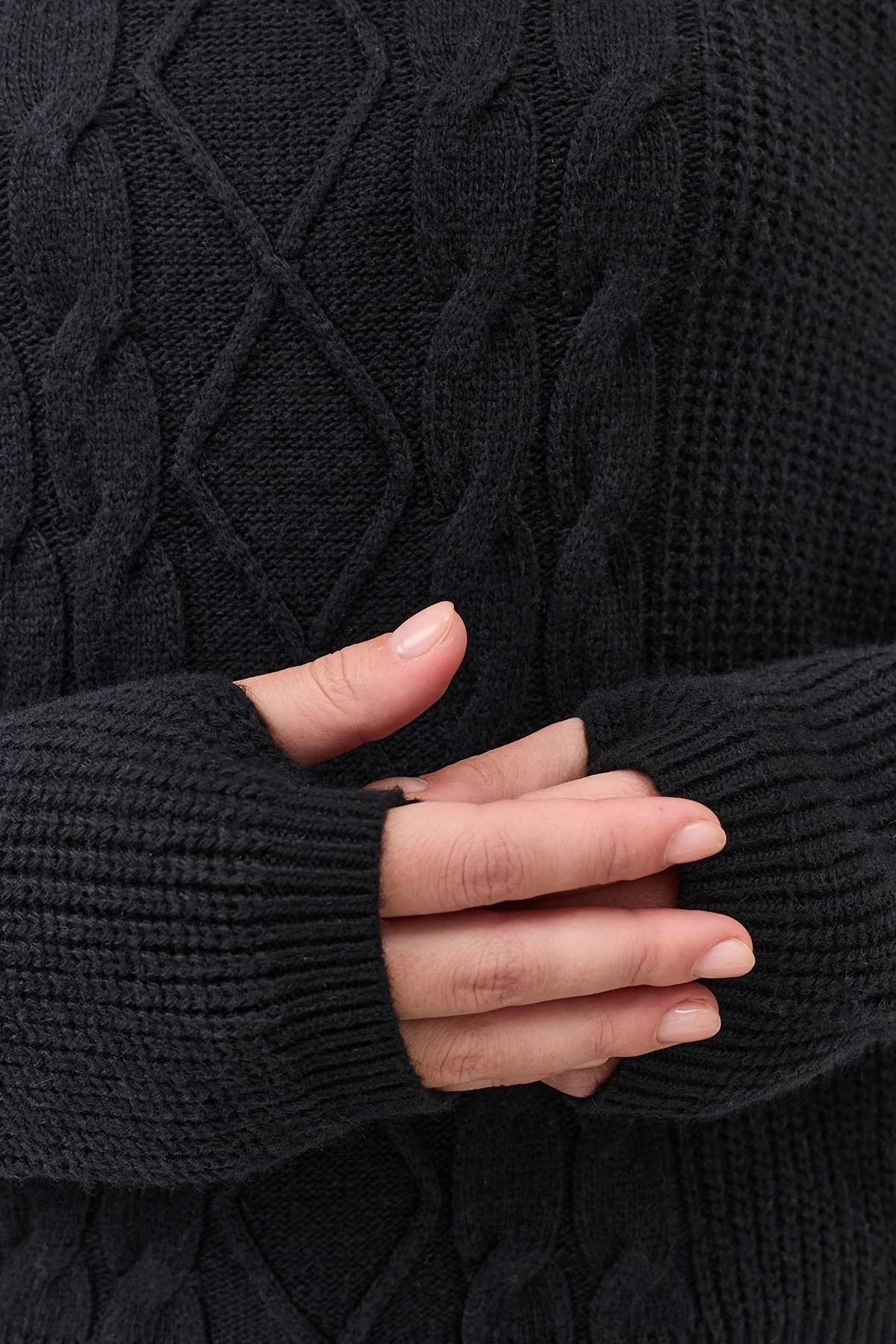 Лимитированная серия свитер со съемными рукавами и ремень, 50