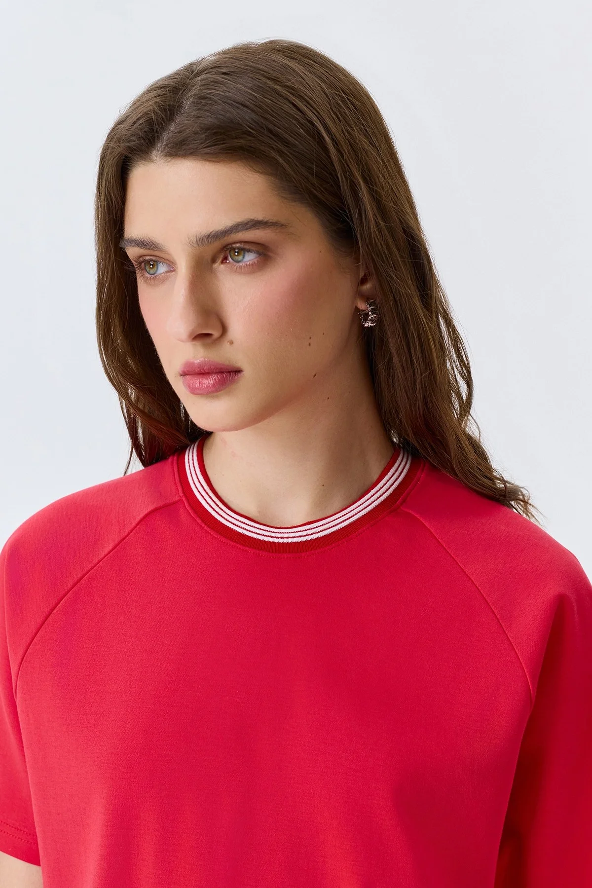 Яркая футболка из 100% хлопка, 42