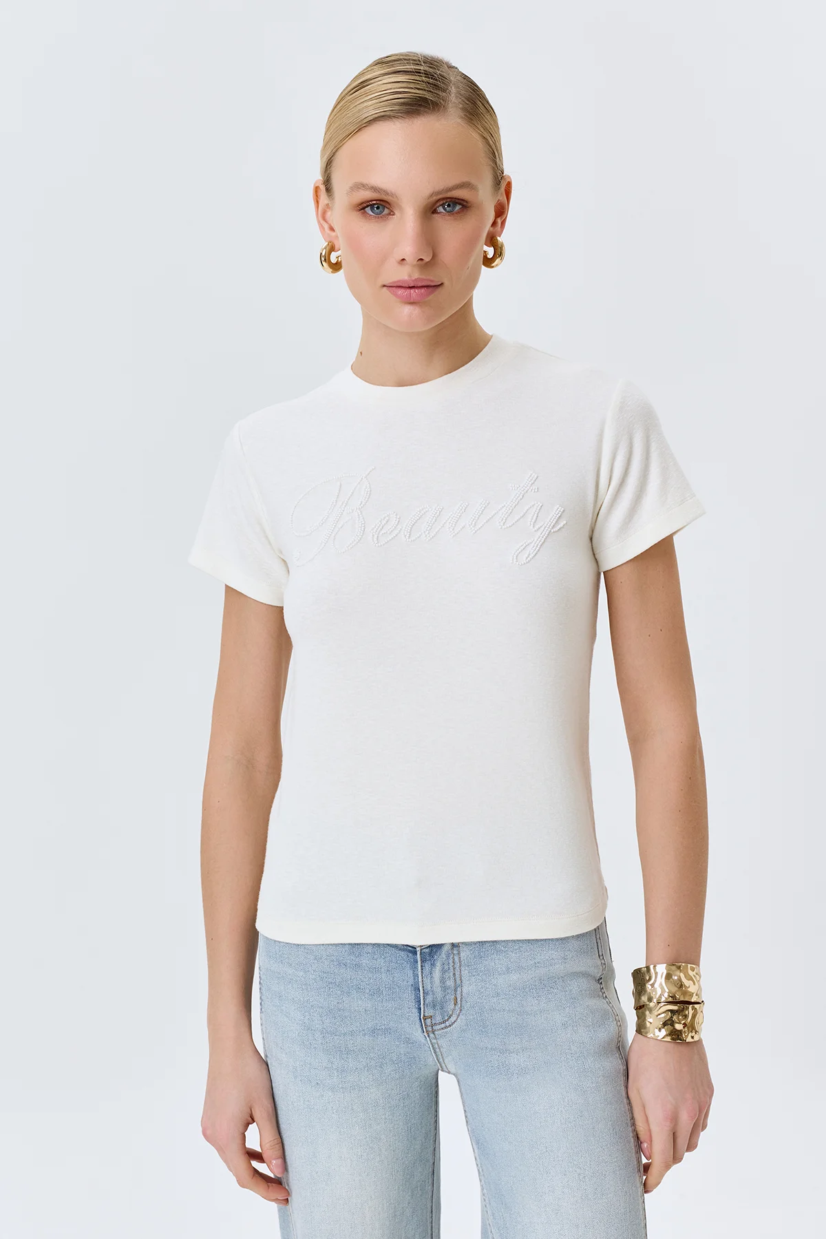 Футболка с вышивкой, 42