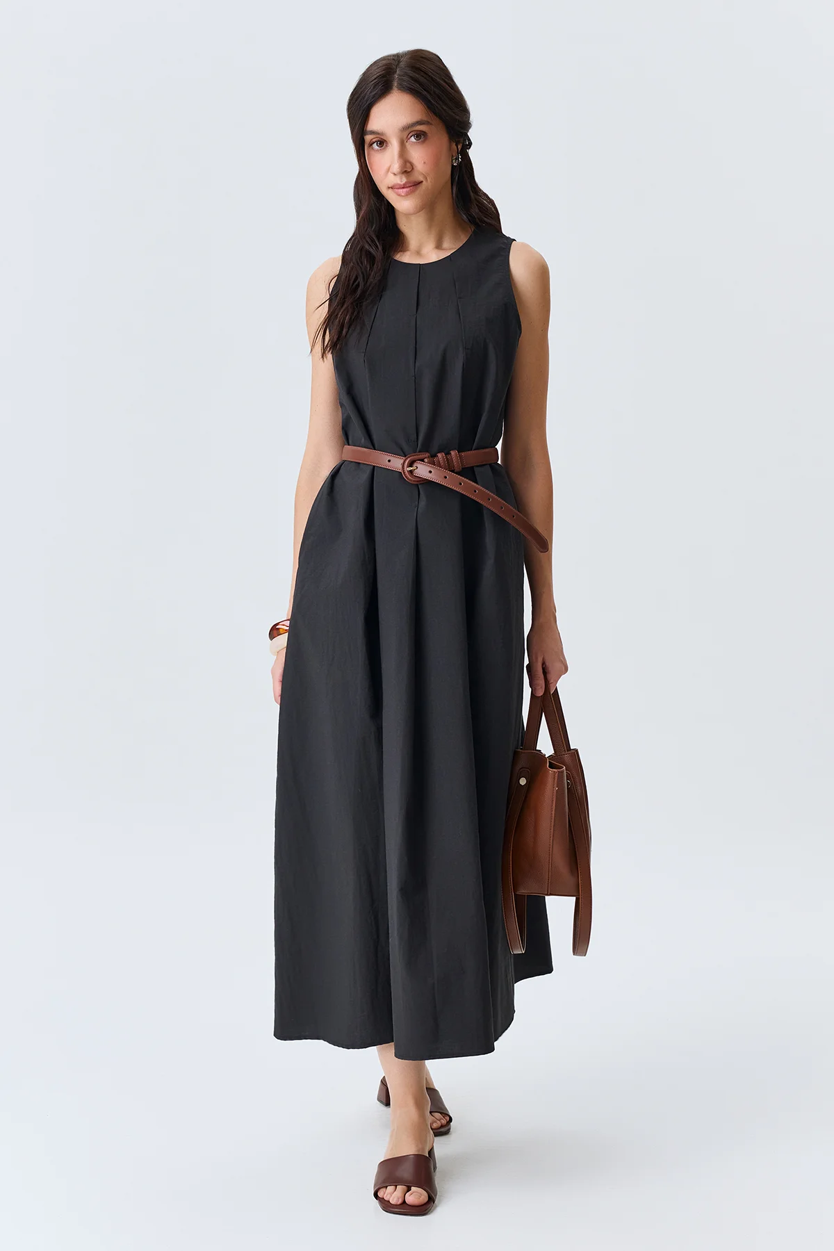 Платье макси с акцентными складками, 52