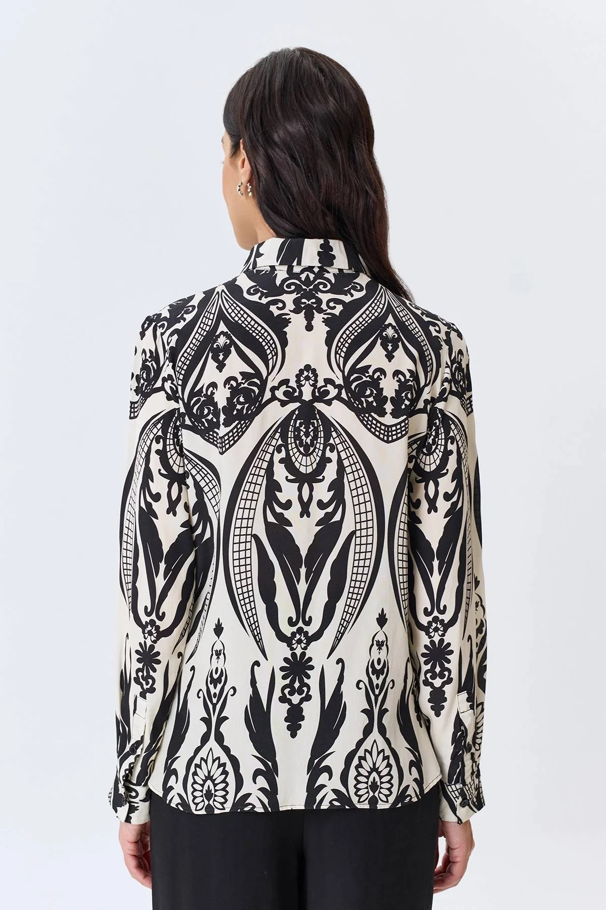 Блузка из вискозы с этническим орнаментом, 42