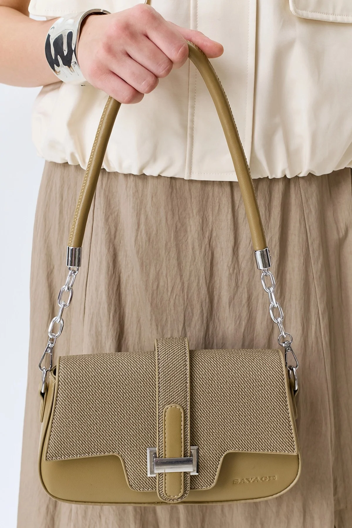 Сумка кроссбоди с акцентной пряжкой, One