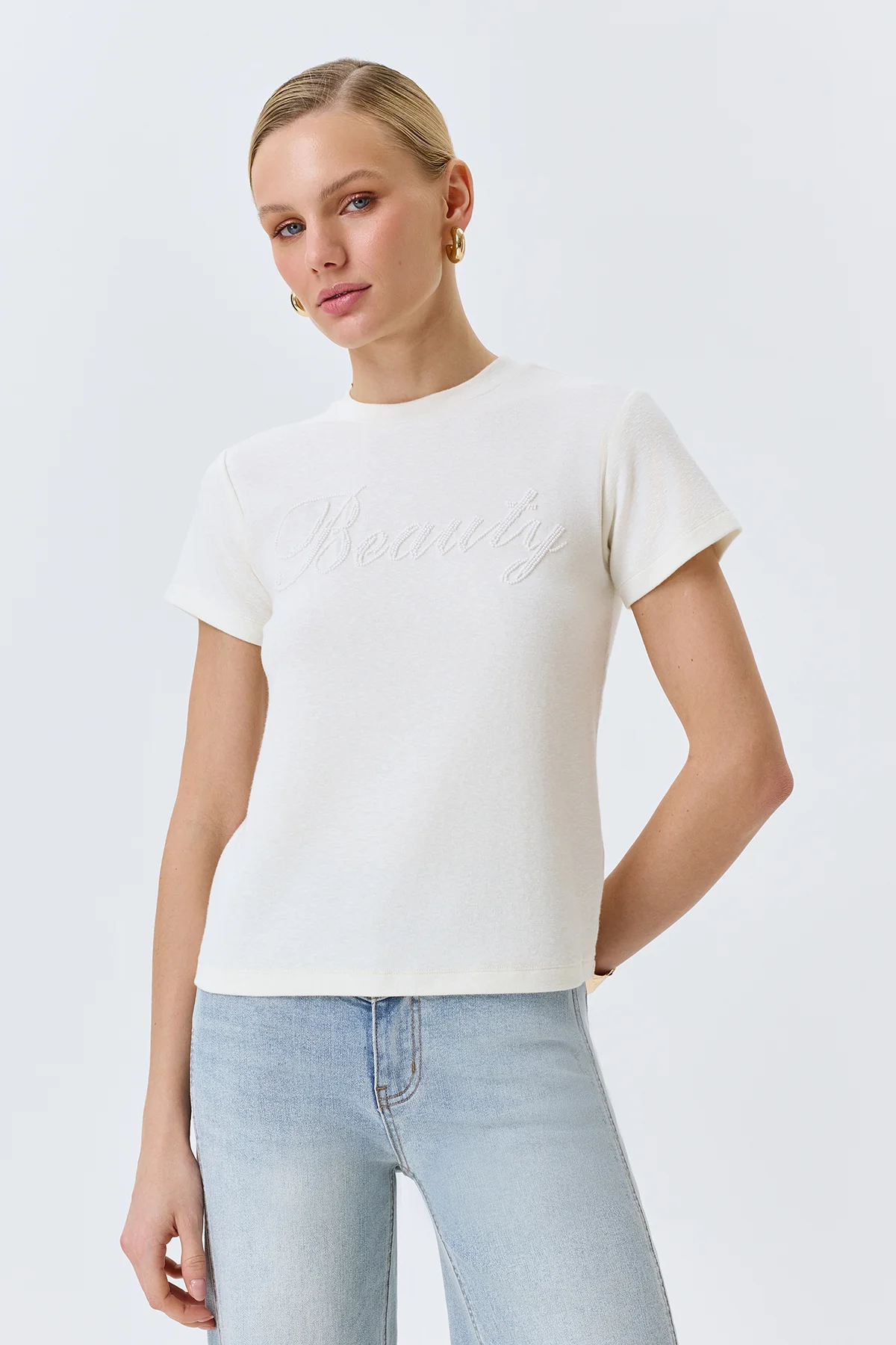 Футболка с вышивкой, 50