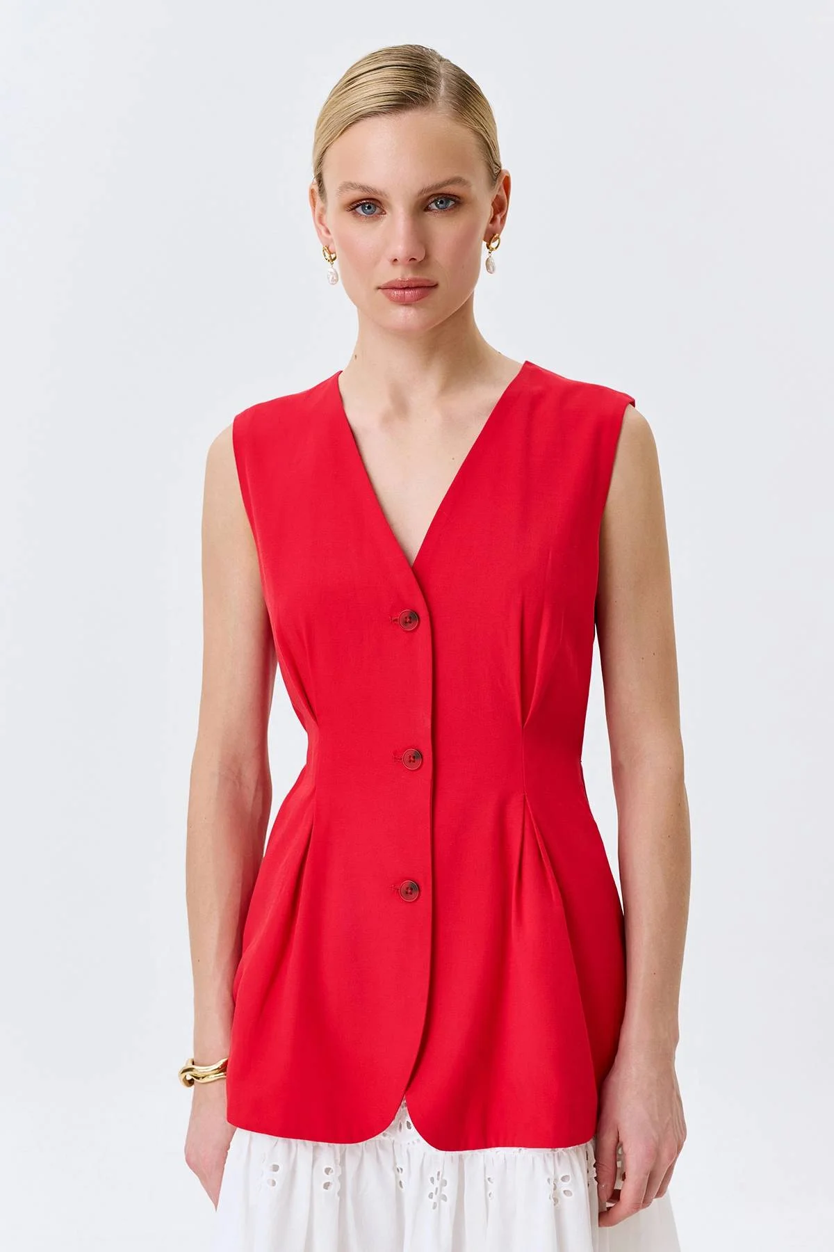 Удлиненный жилет с акцентными складками, 52