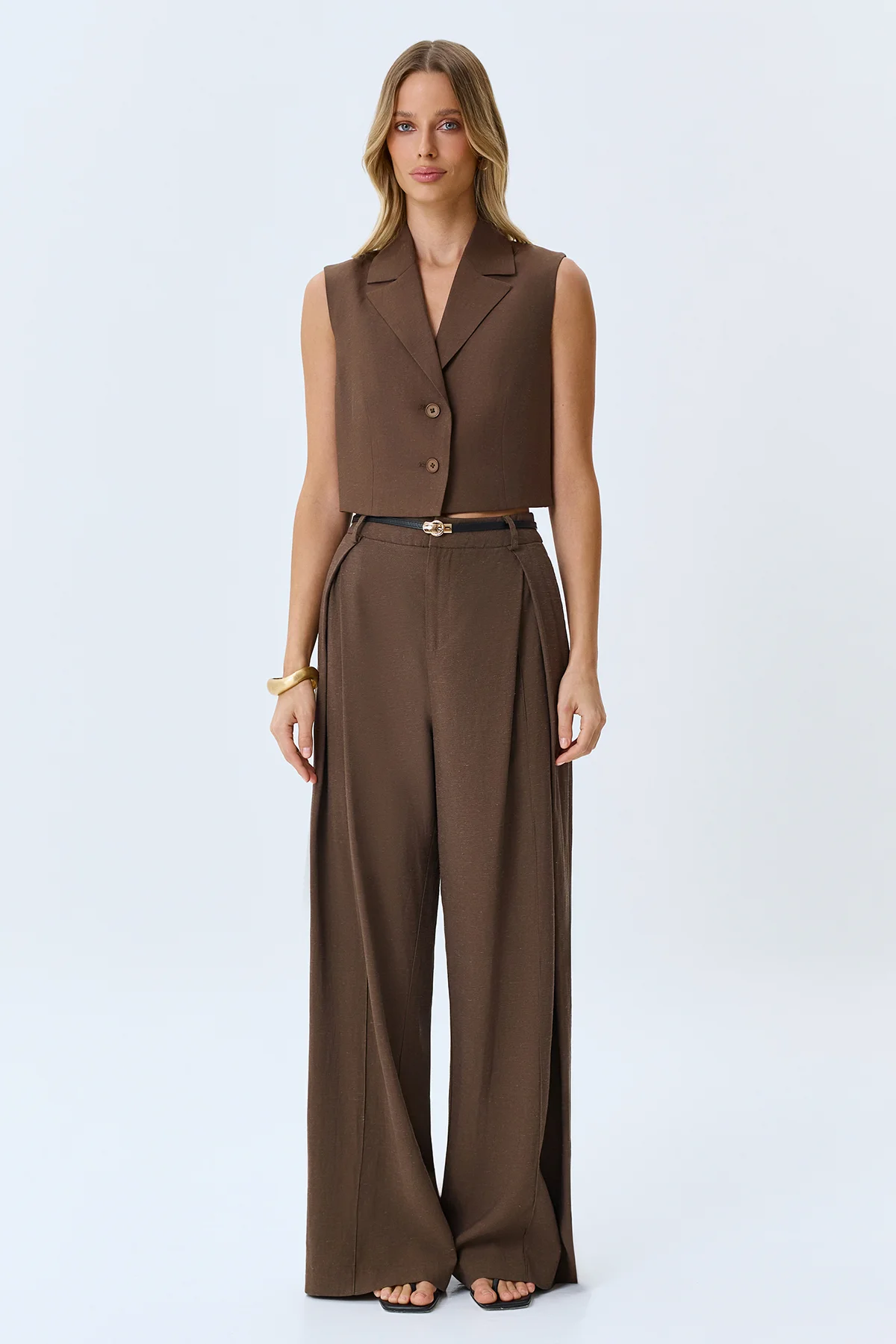 Широкие брюки с акцентными складками, 44