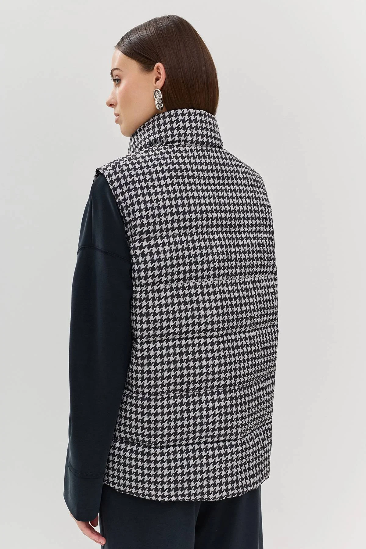 Лимитрированная серия жилет с принтом ''гусиная лапка" и палантин, 44