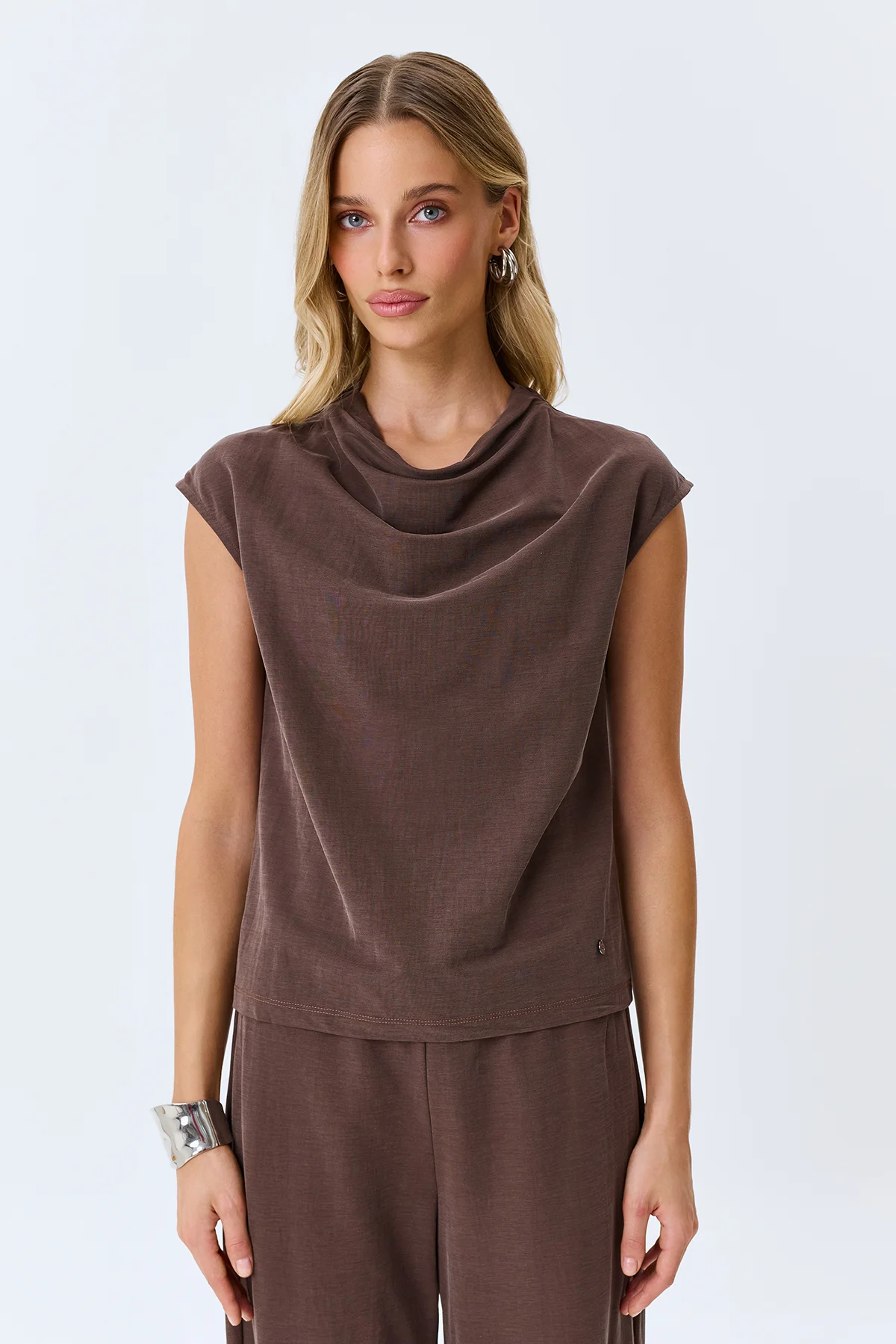 Топ из модала с мягкой горловиной, 44