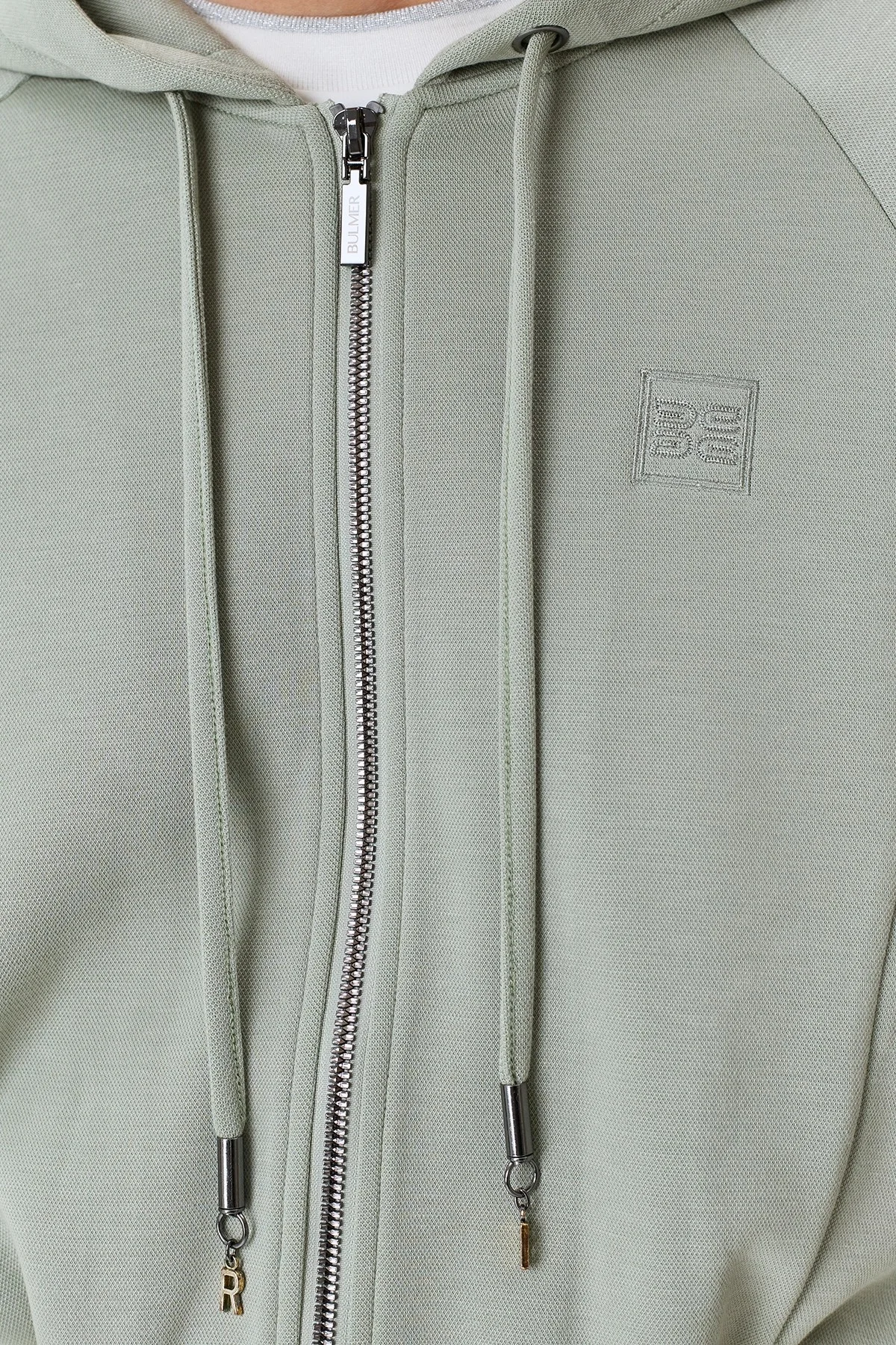 Укороченный бомбер с капюшоном, 34