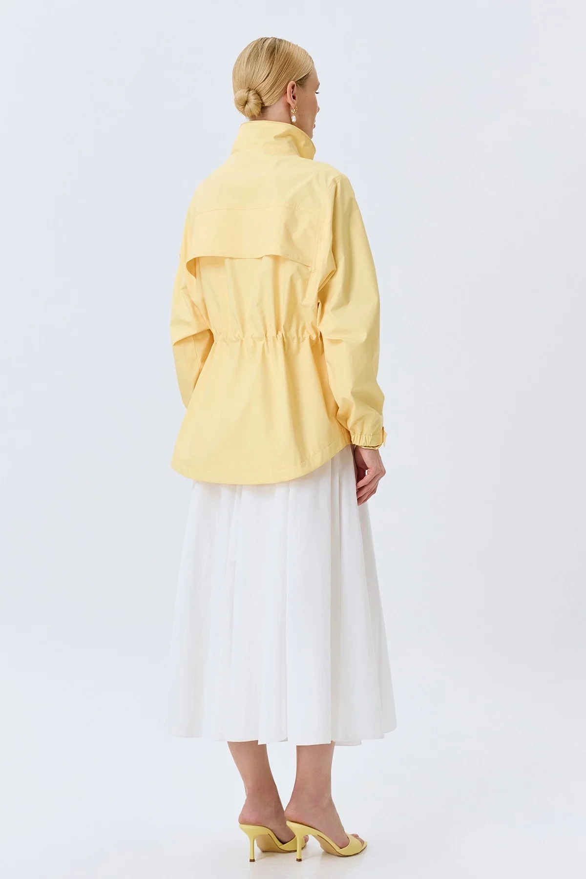 Oversize ветровка в спортивном стиле, 50