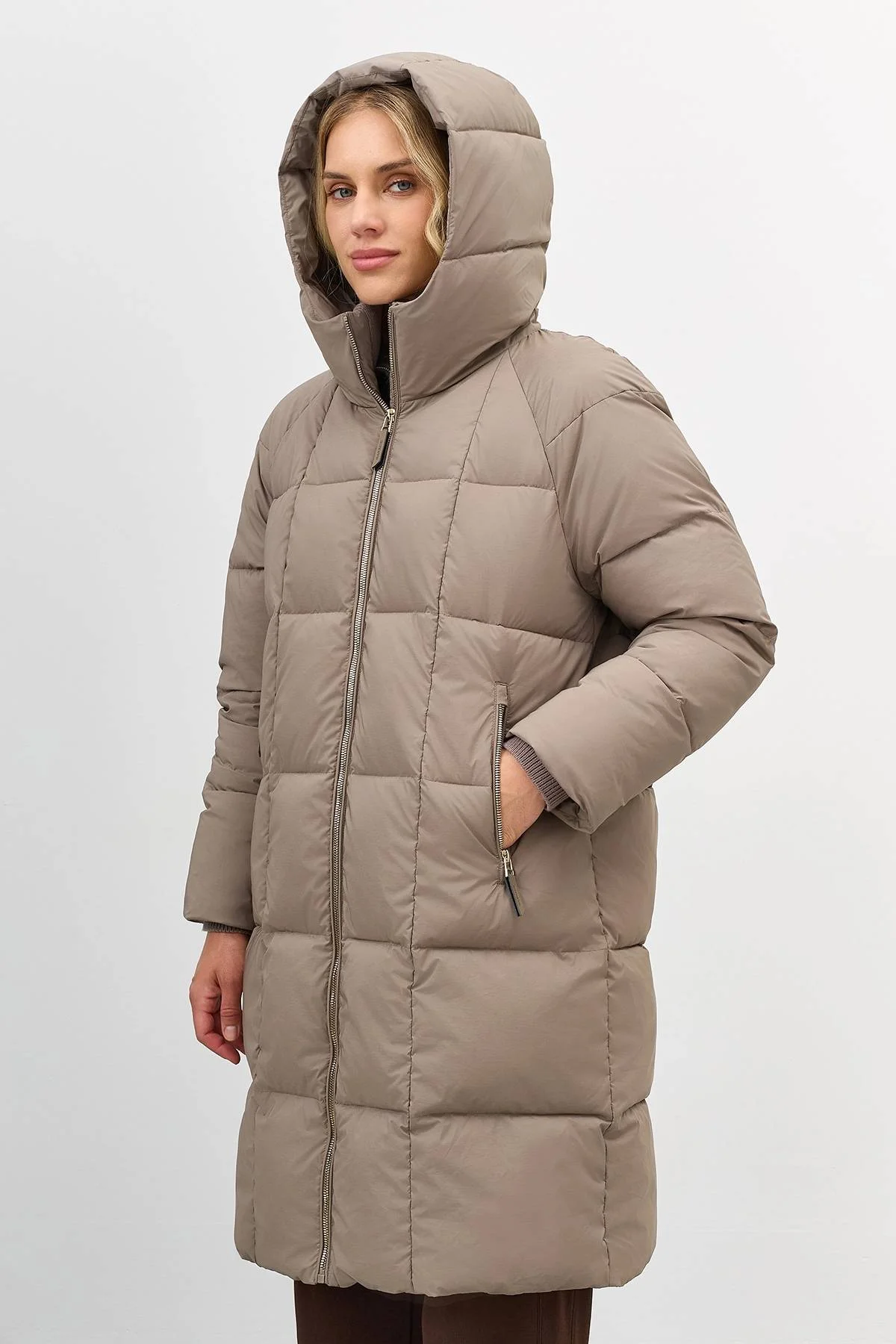 Теплое пальто с квадратной стежкой, 46