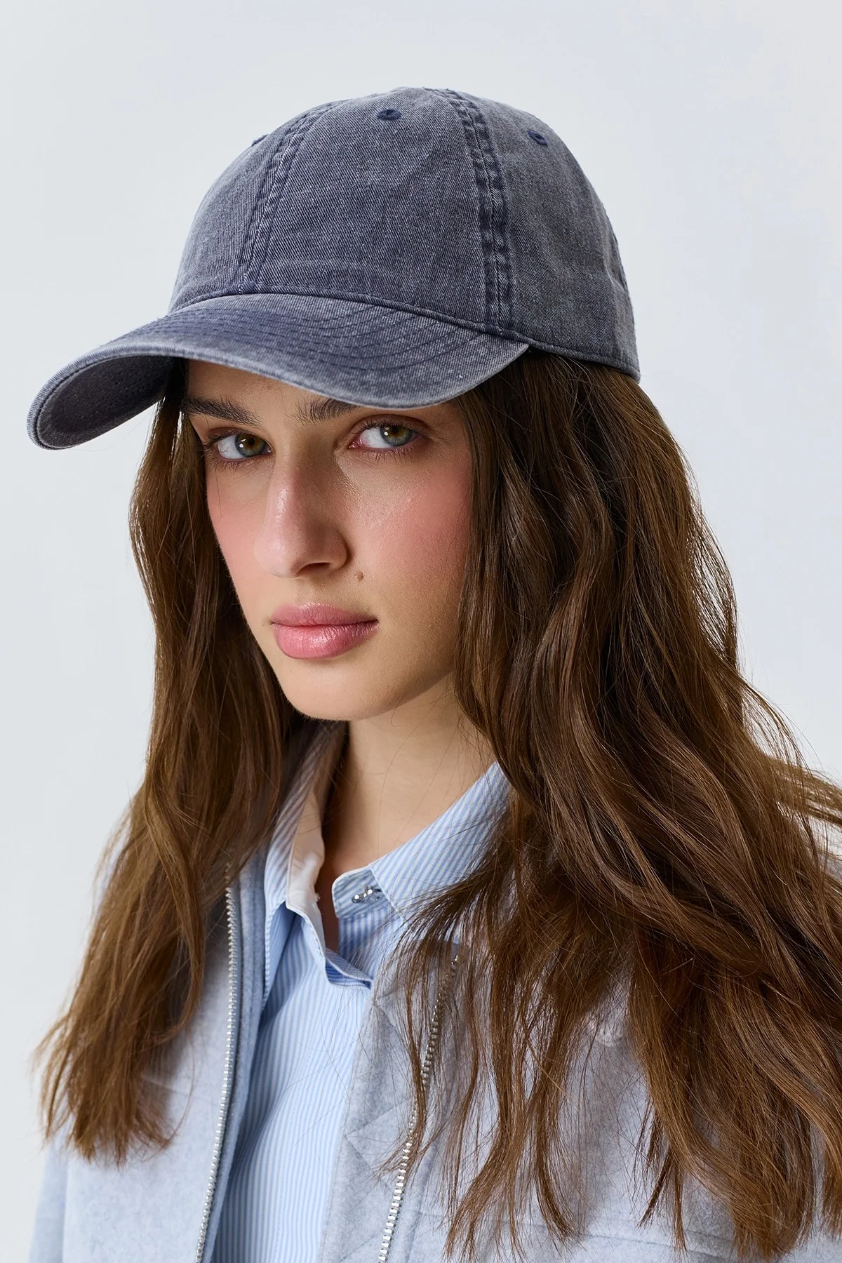 Джинсовая бейсболка, One