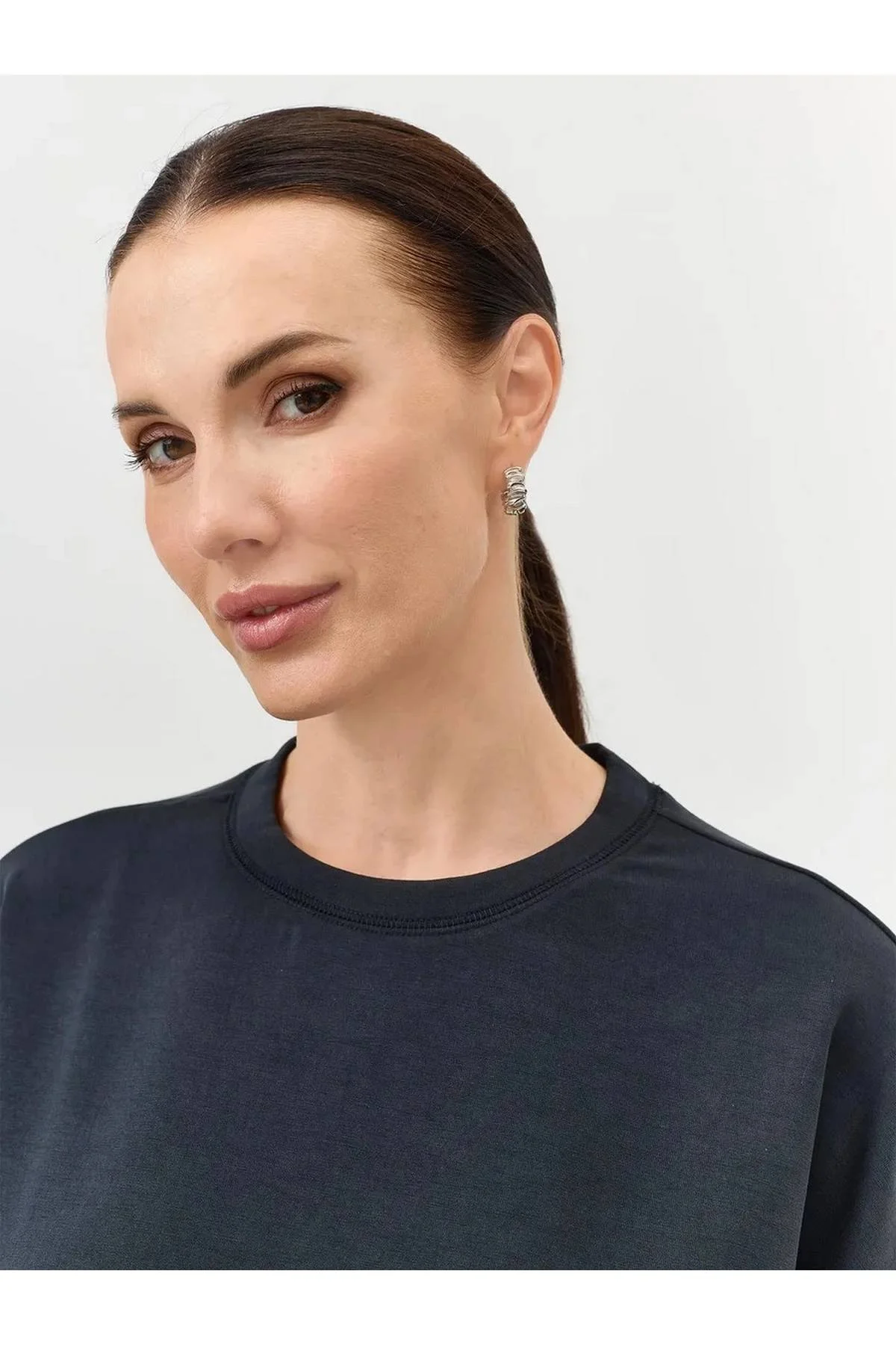 Черный трикотажный свитшот из модала, 48