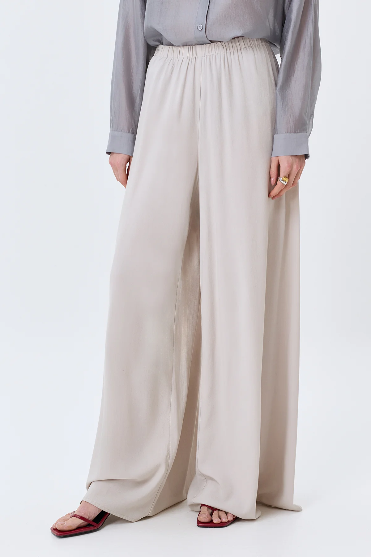 Широкие брюки-палаццо, 48