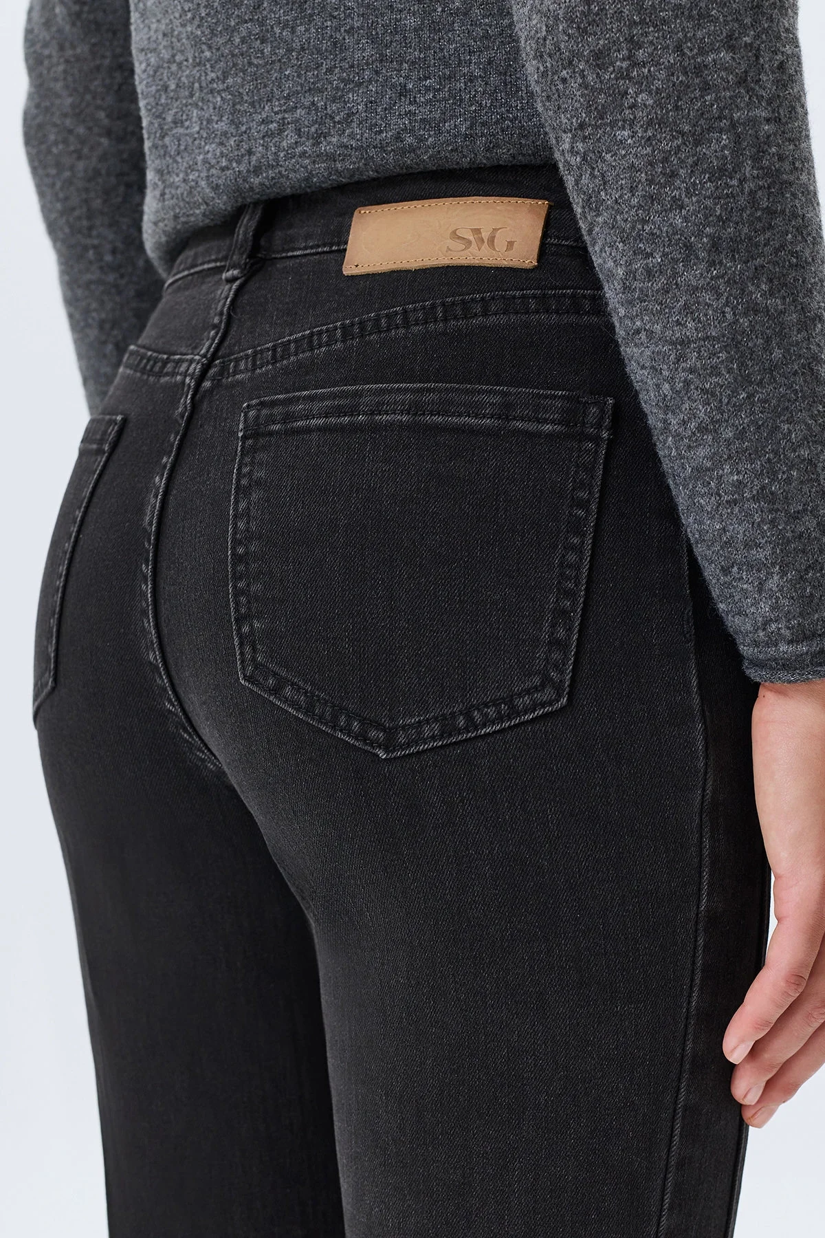 Джинсы Straight fit, черные, 46