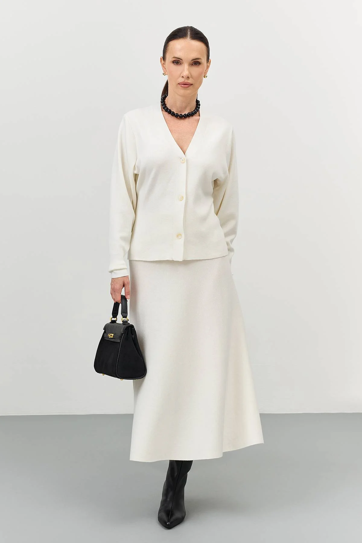 Классический белый кардиган с V-образным вырезом, 42