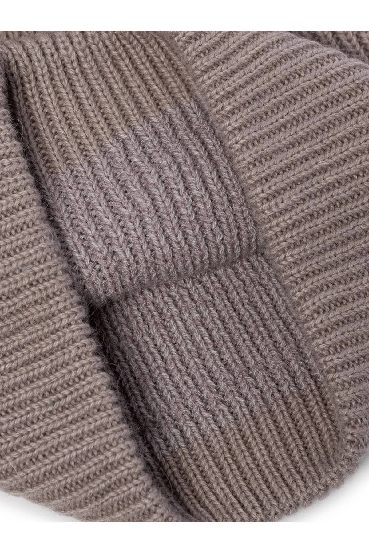 Шапка лиловая, One