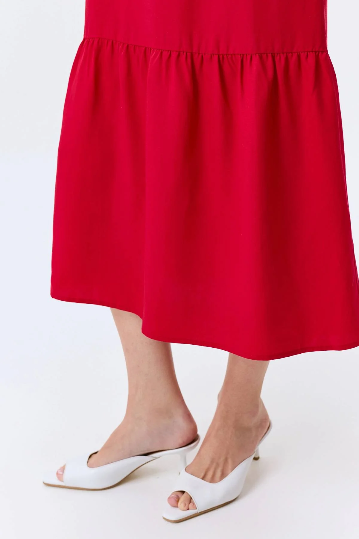 Яркое платье из лиоцелла, 38