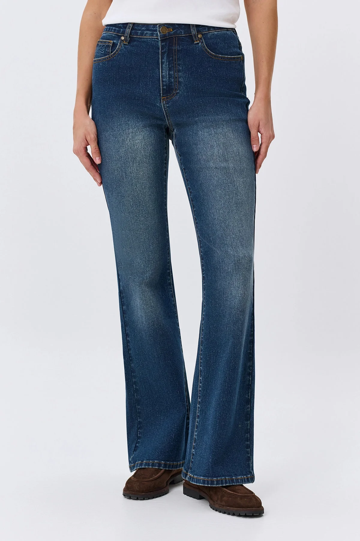Джинсы Bootcut с акцентной варкой, 46
