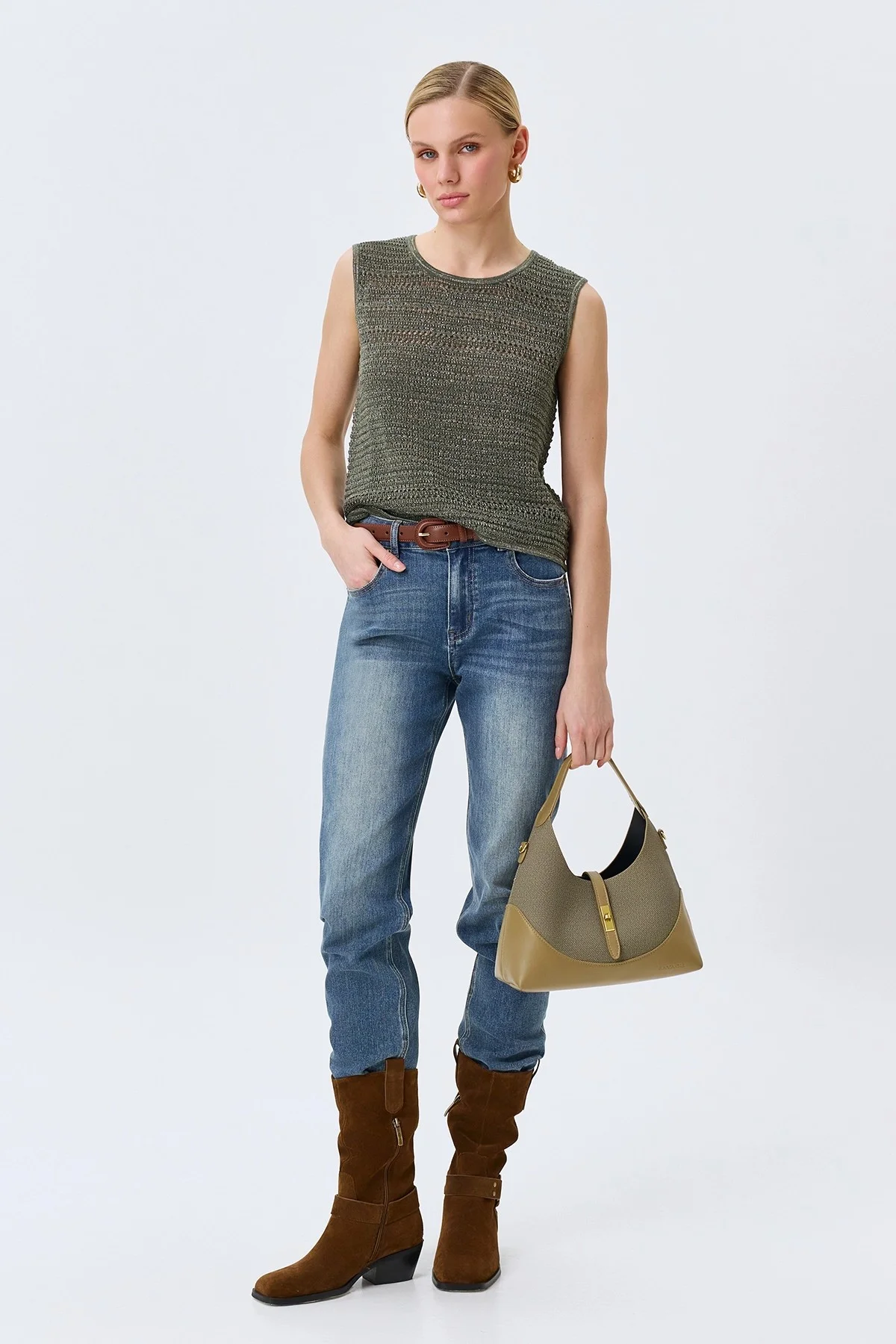 Зауженные джинсы с деликатной варкой, 52