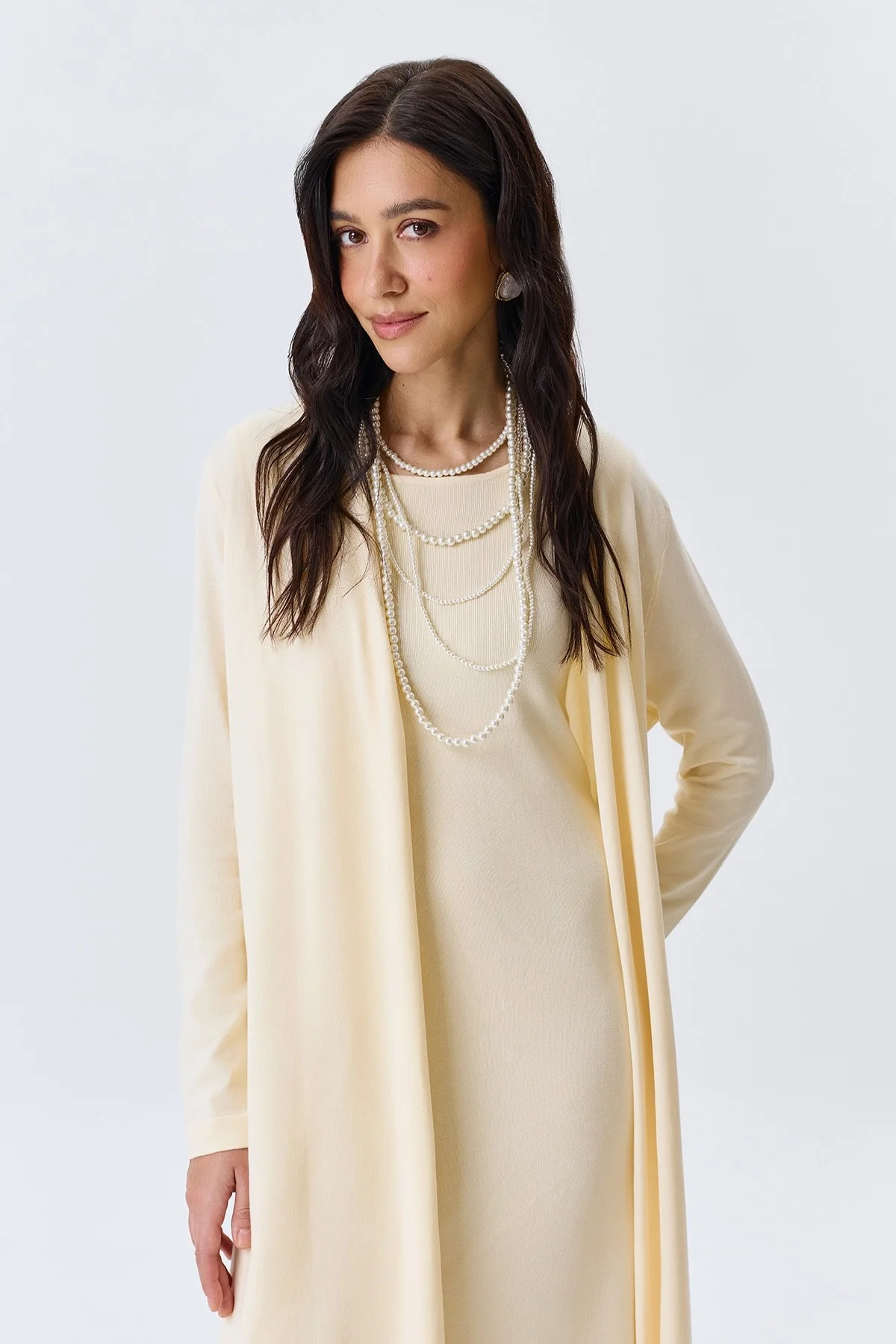 Молочный вязаный кардиган из лиоцелла, 46