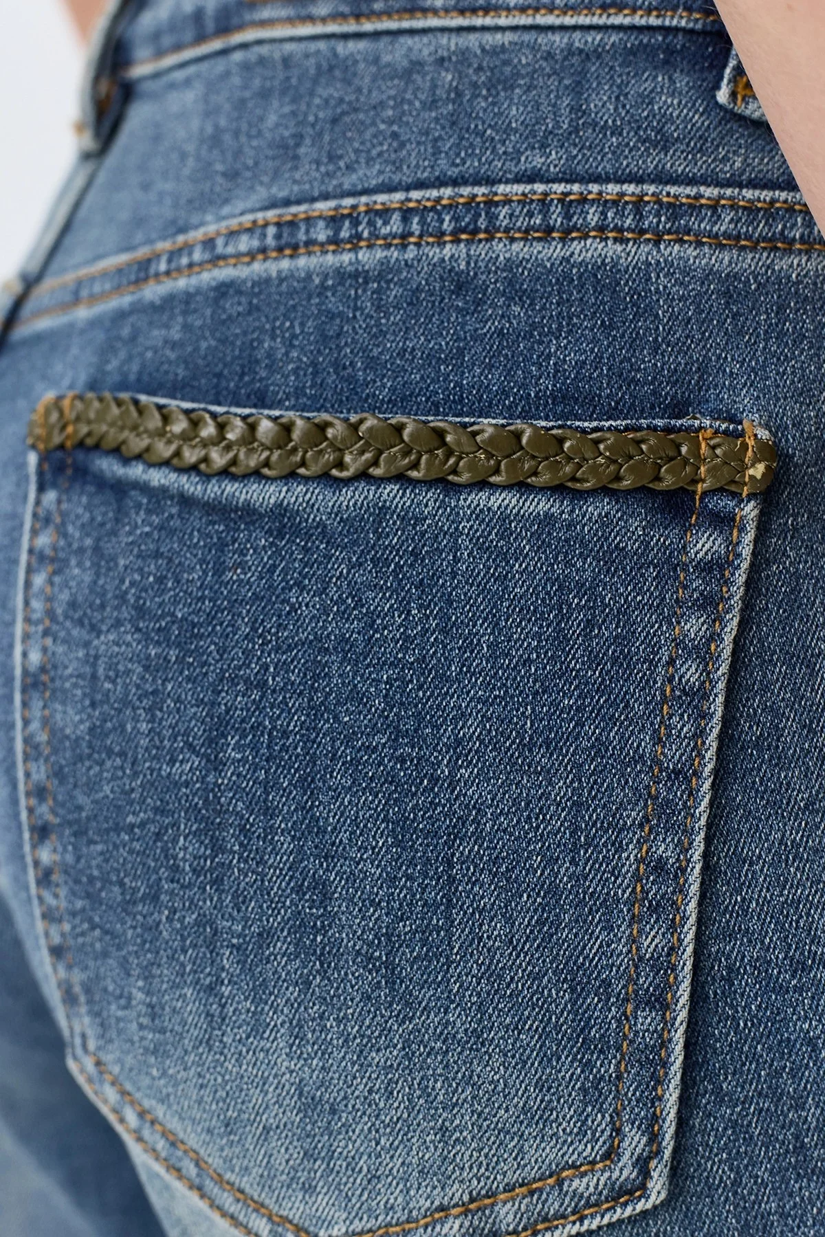 Зауженные джинсы с деликатной варкой, 44