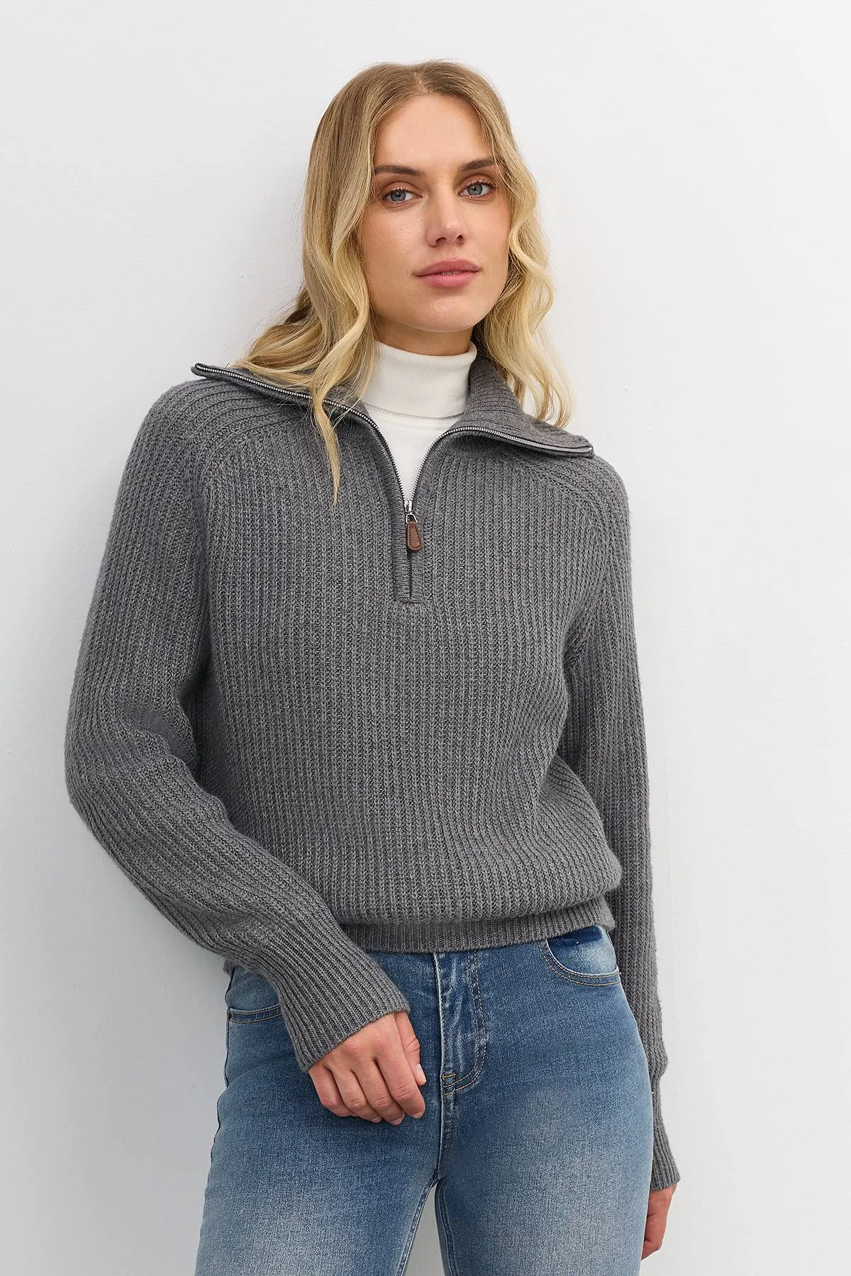 Лимитированная серия серый свитер с отложным воротником на молнии и ремень, 50