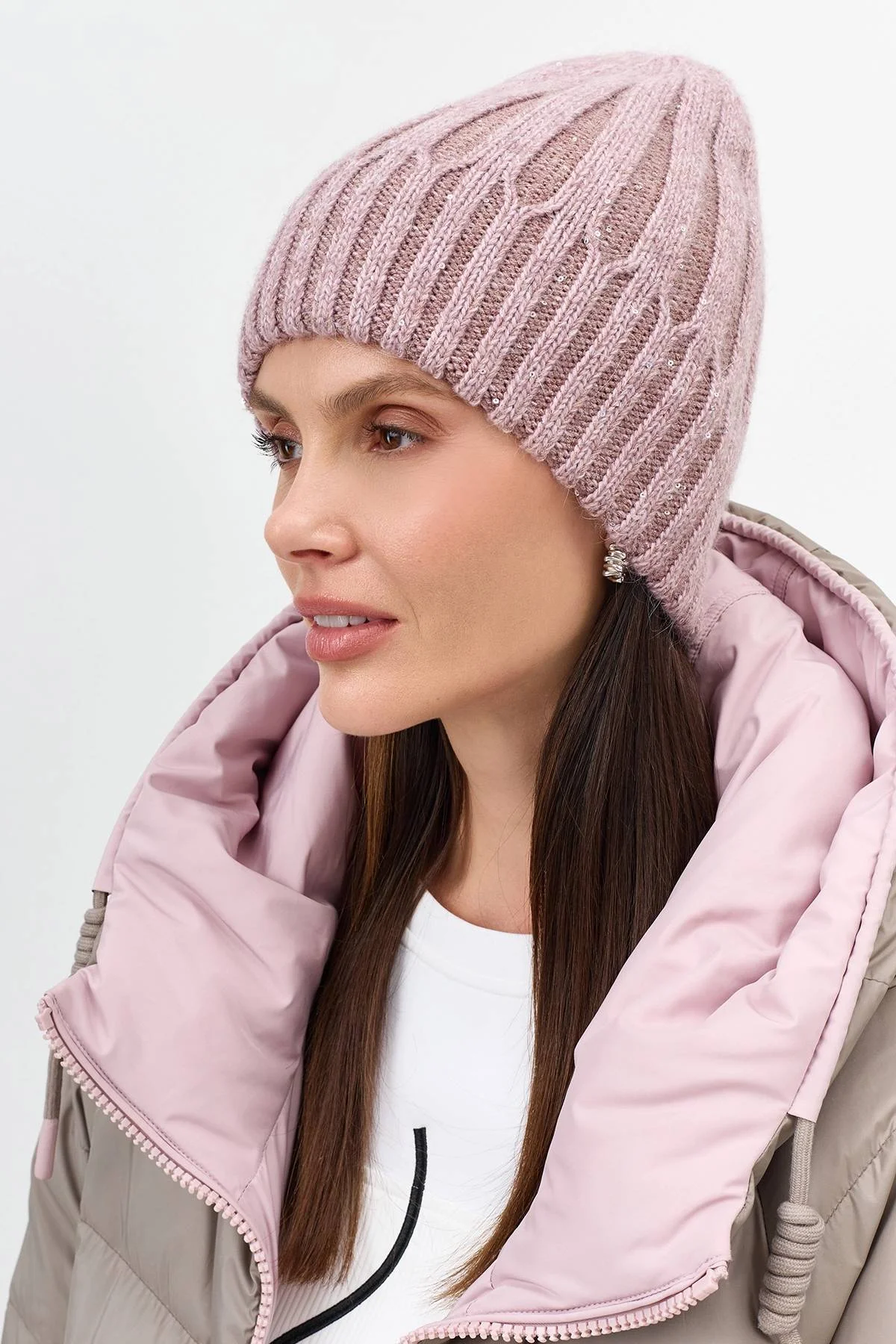 Шапка с мерцающим люрексом и ангорой, One