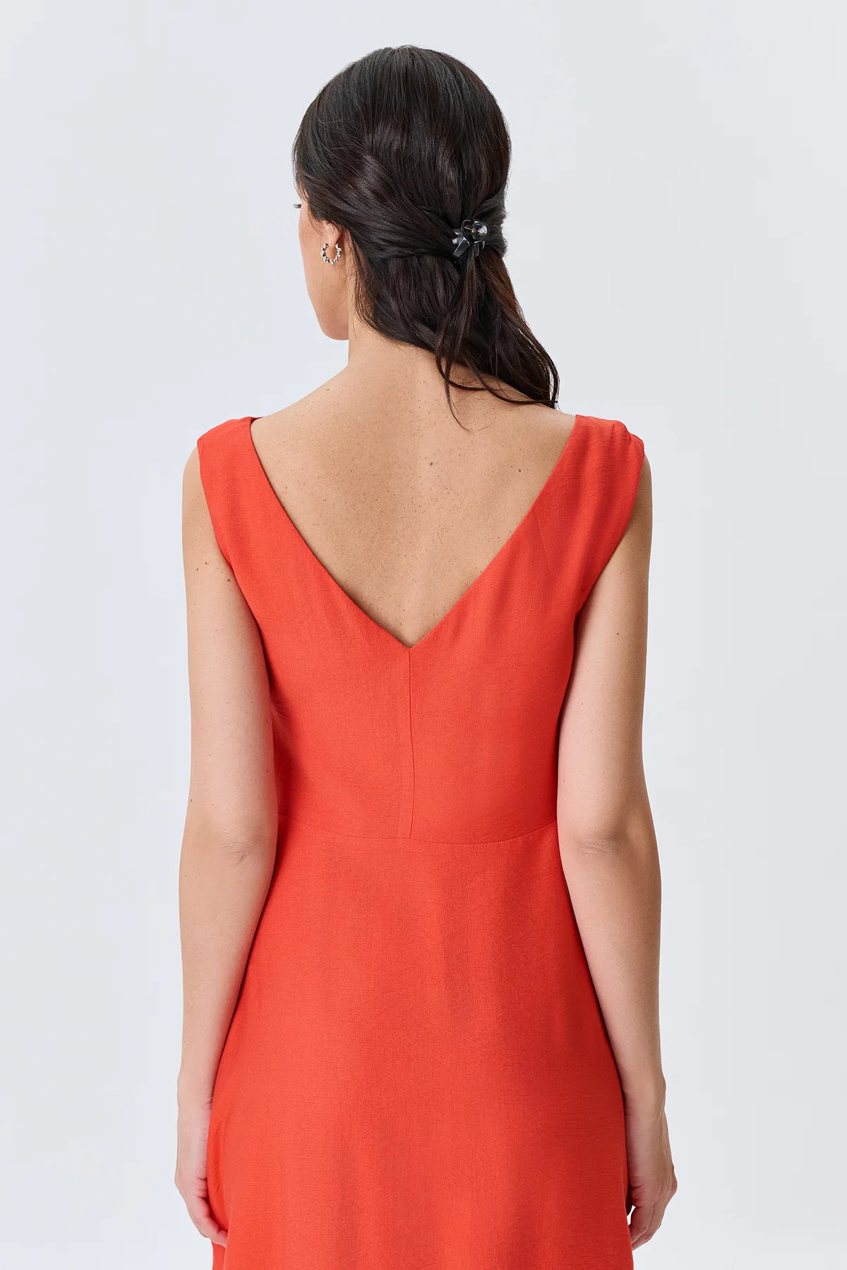 Платье-миди с асимметричным вырезом, 42