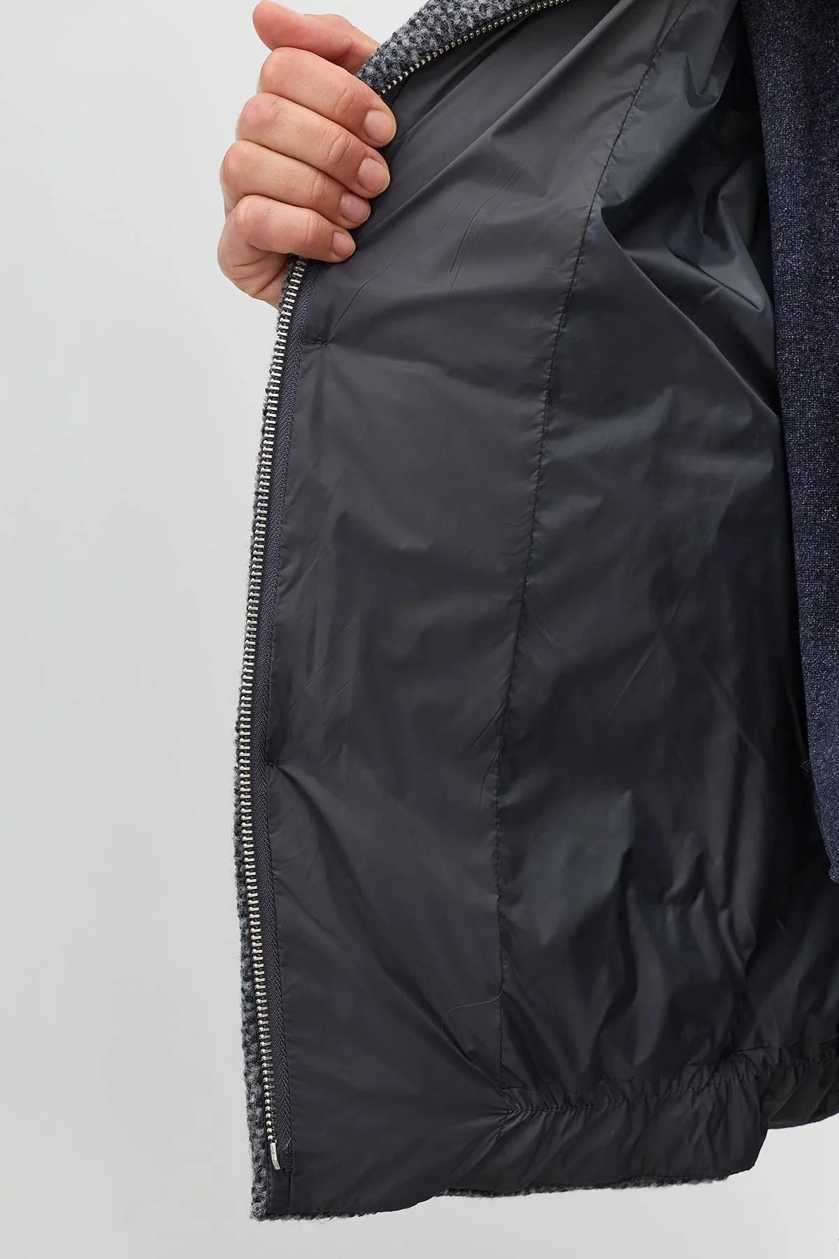 Минималистичная комбинированная куртка, 48