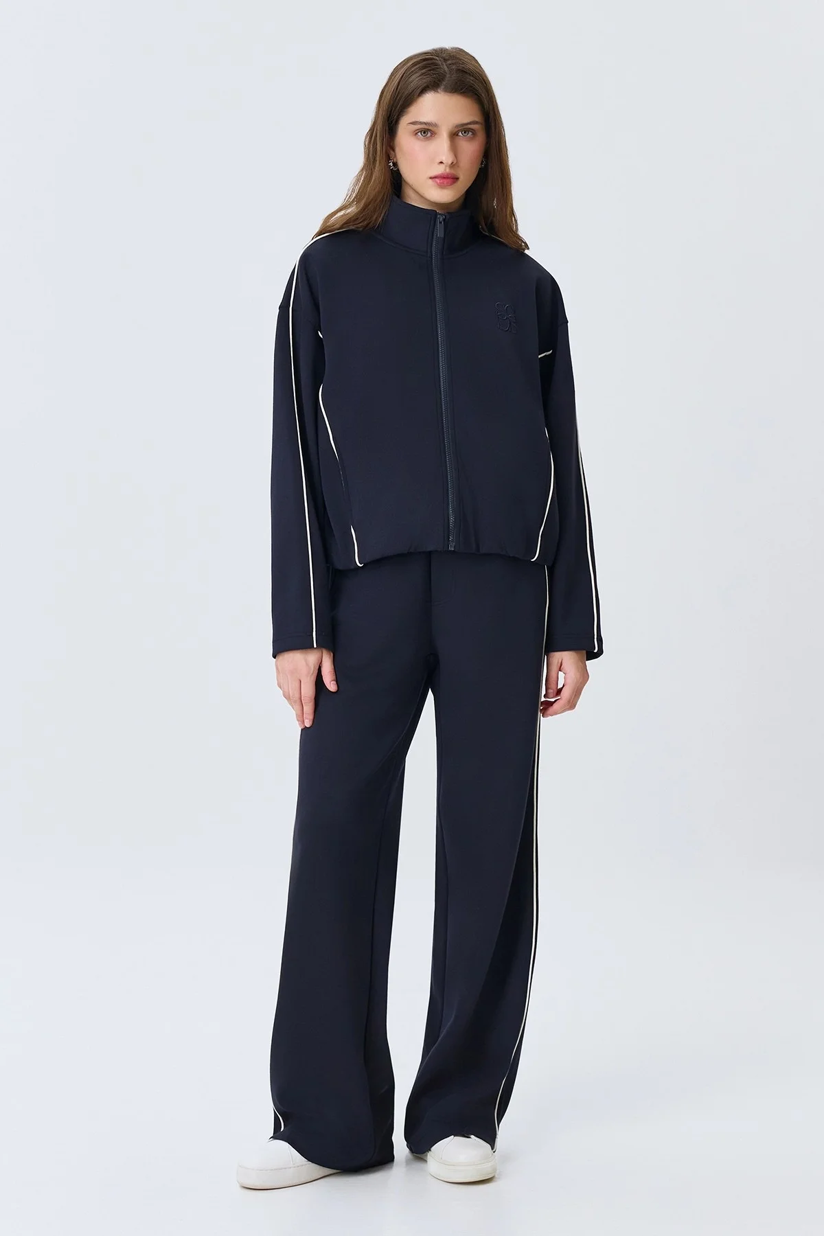 Трикотажные брюки в спортивном стиле, 44