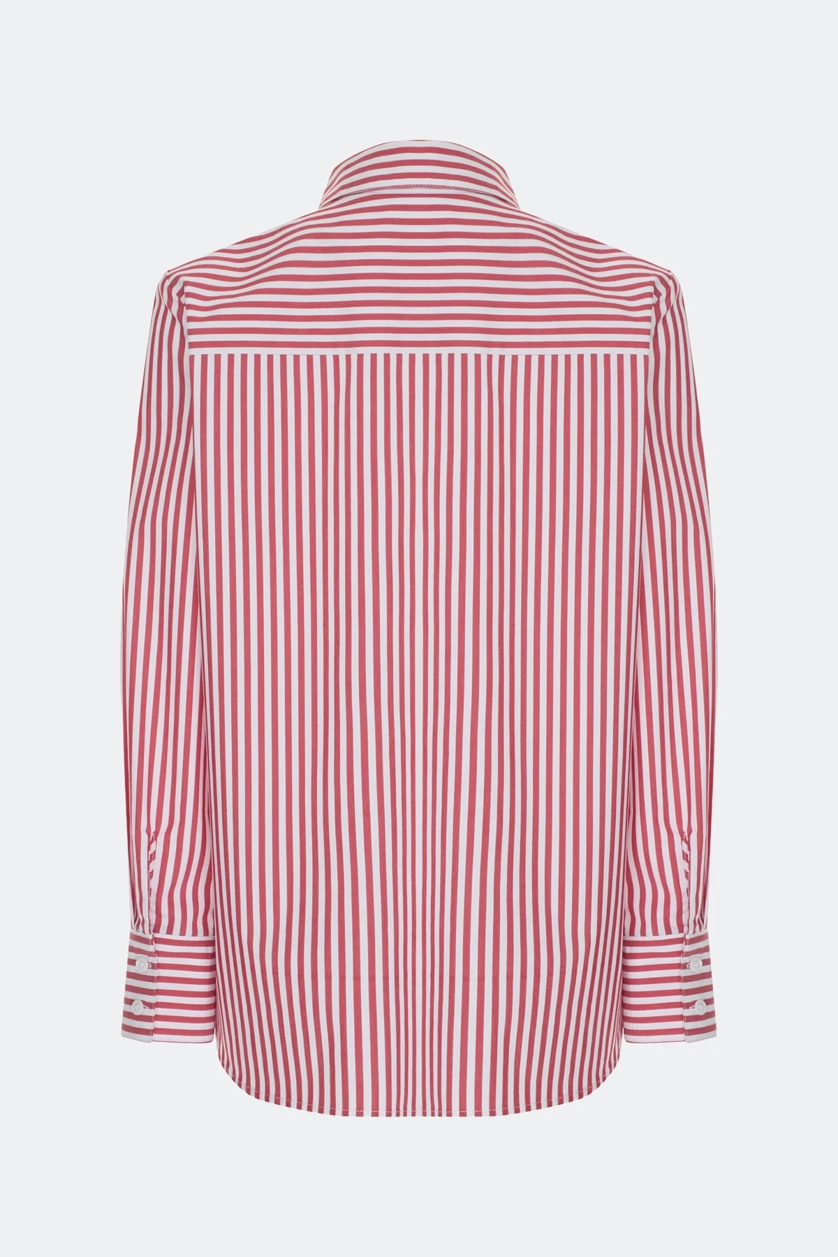 Яркая рубашка в полоску, 48