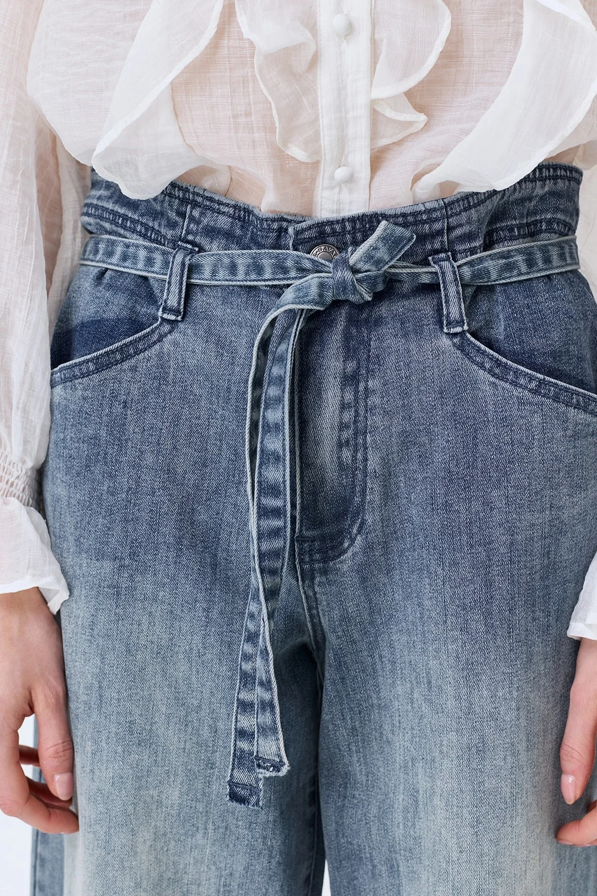 Широкие джинсы в стиле "Бохо", 42