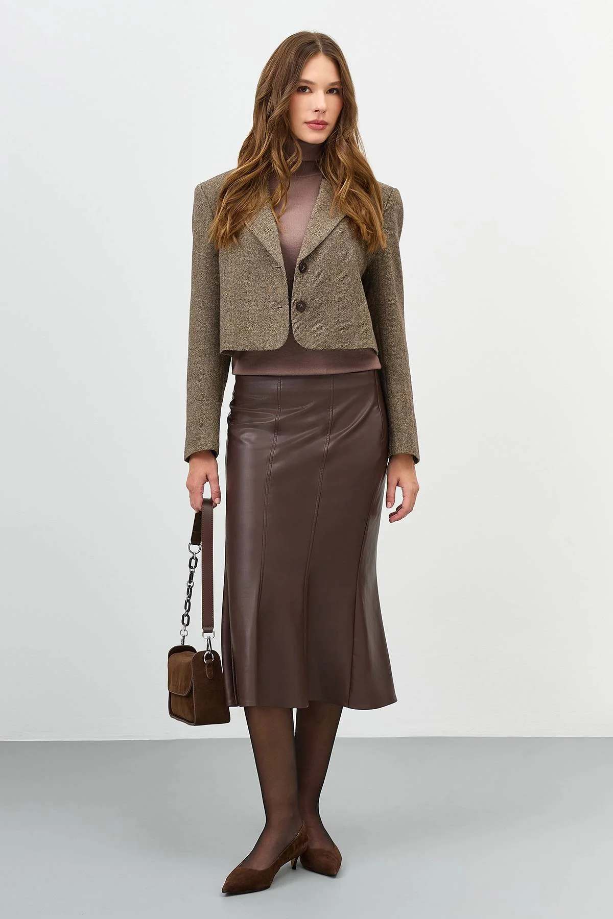 Базовая водолазка из смесовой вискозы в цвете кофе, 44 Базовая водолазка из смесовой вискозы в цвете кофе, 44