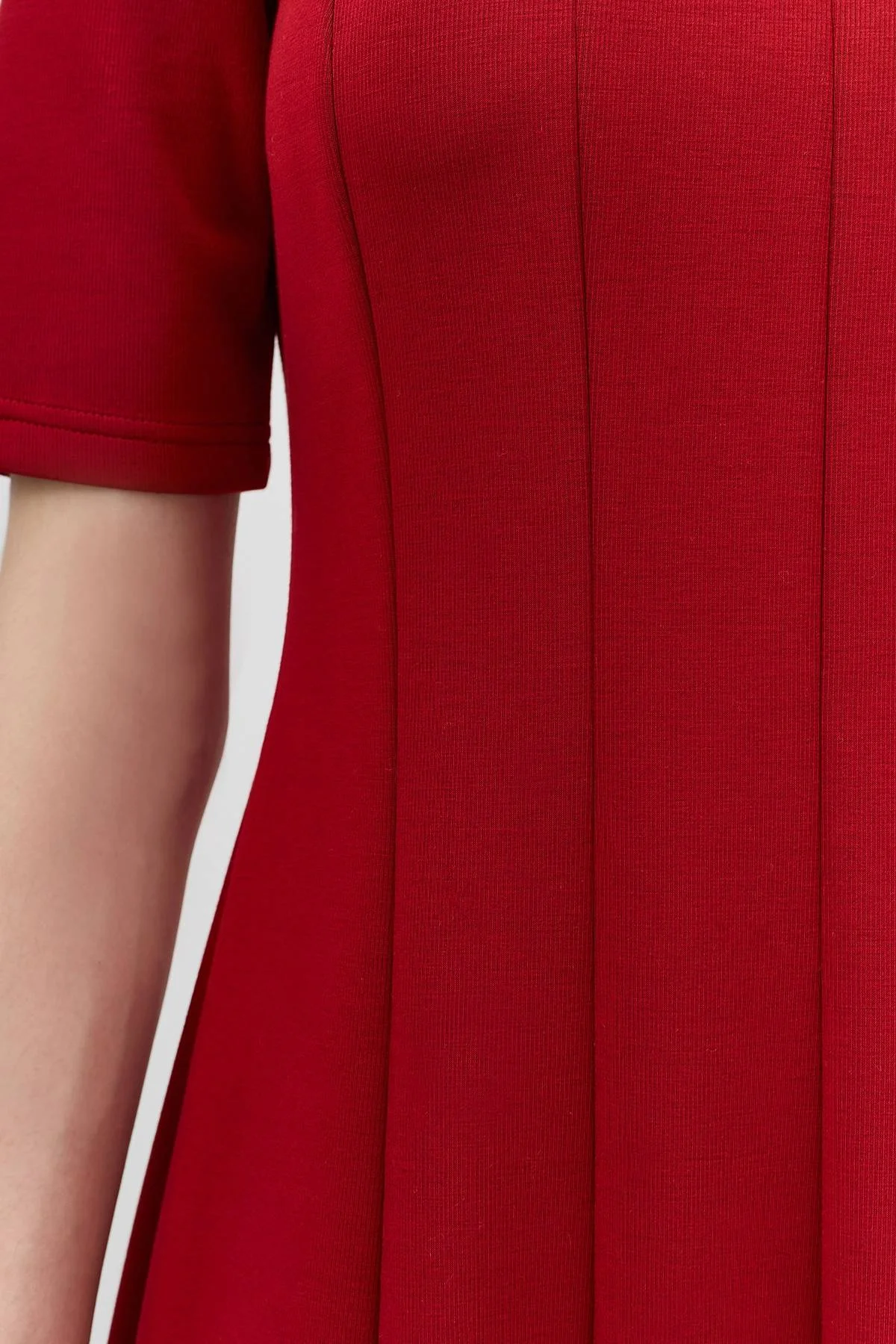 Трикотажное платье из вискозы, 50