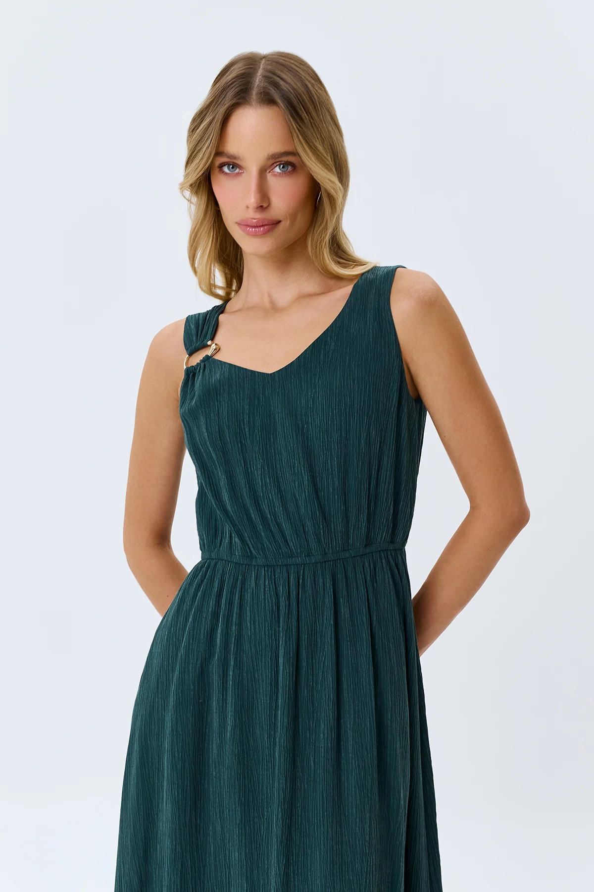 Платье из фактурного тенселя, 48